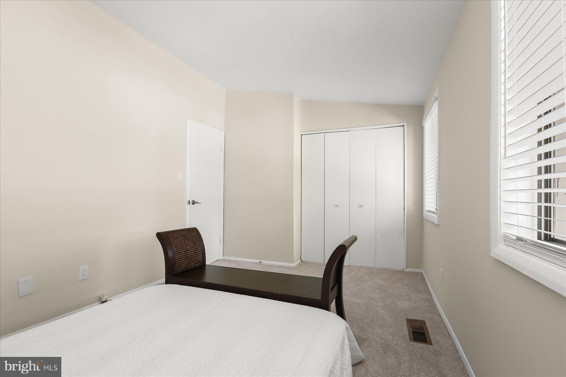 JEFFERS HILL - Residential