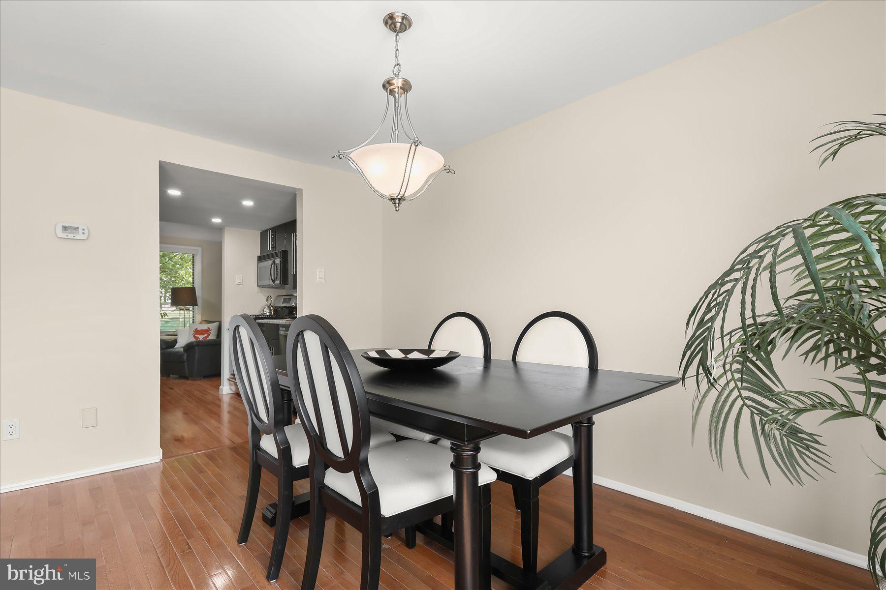 JEFFERS HILL - Residential