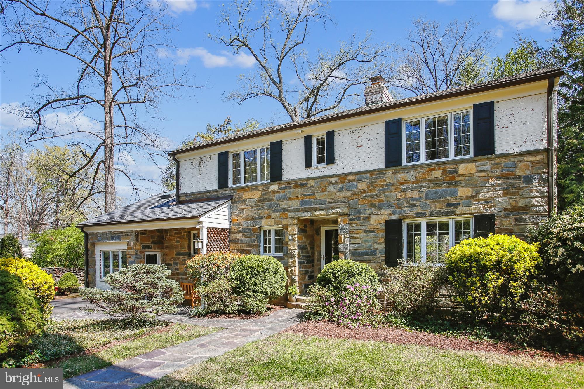 LAKEWOOD - Residential