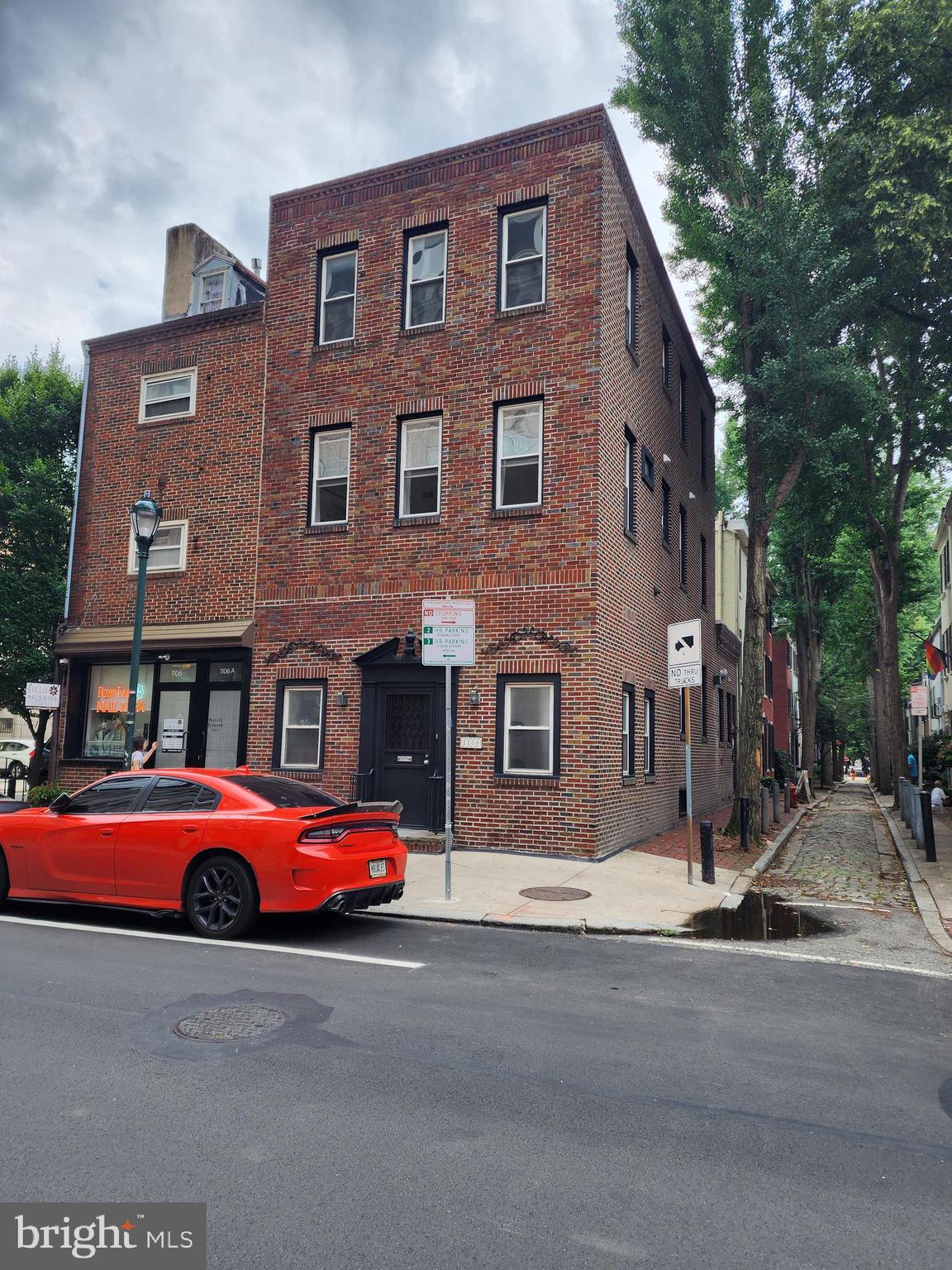 WASHINGTON SQ WEST - Residential Income