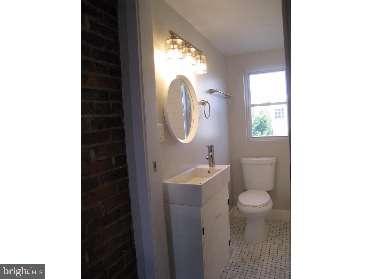 POINT BREEZE - Residential