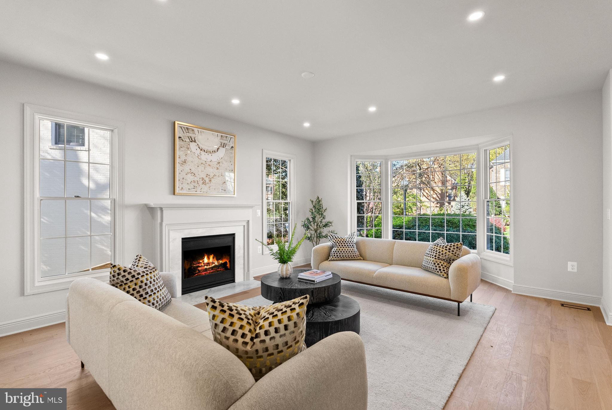 SPRING VALLEY - Residential