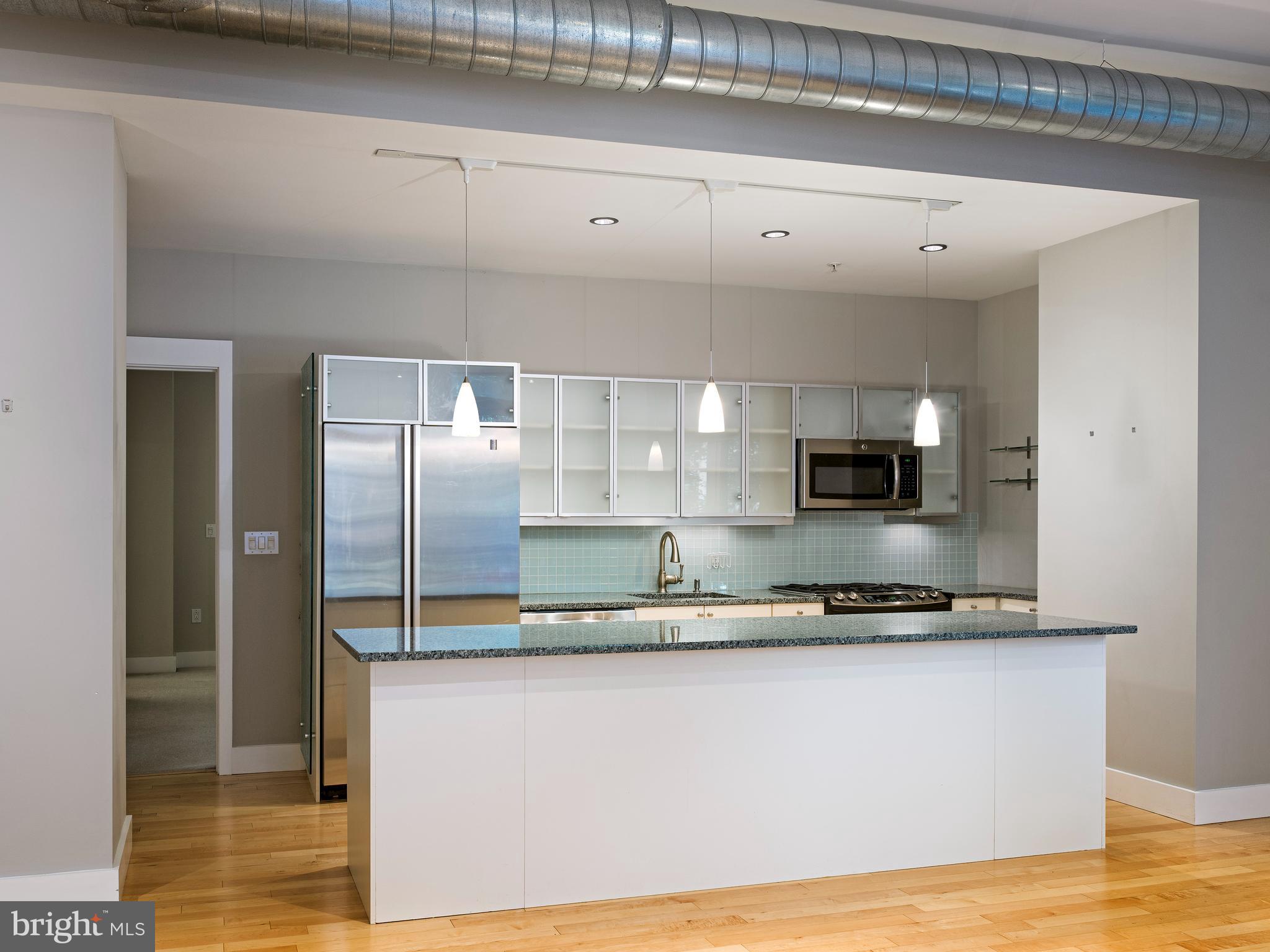 WASHINGTON SQ WEST - Residential