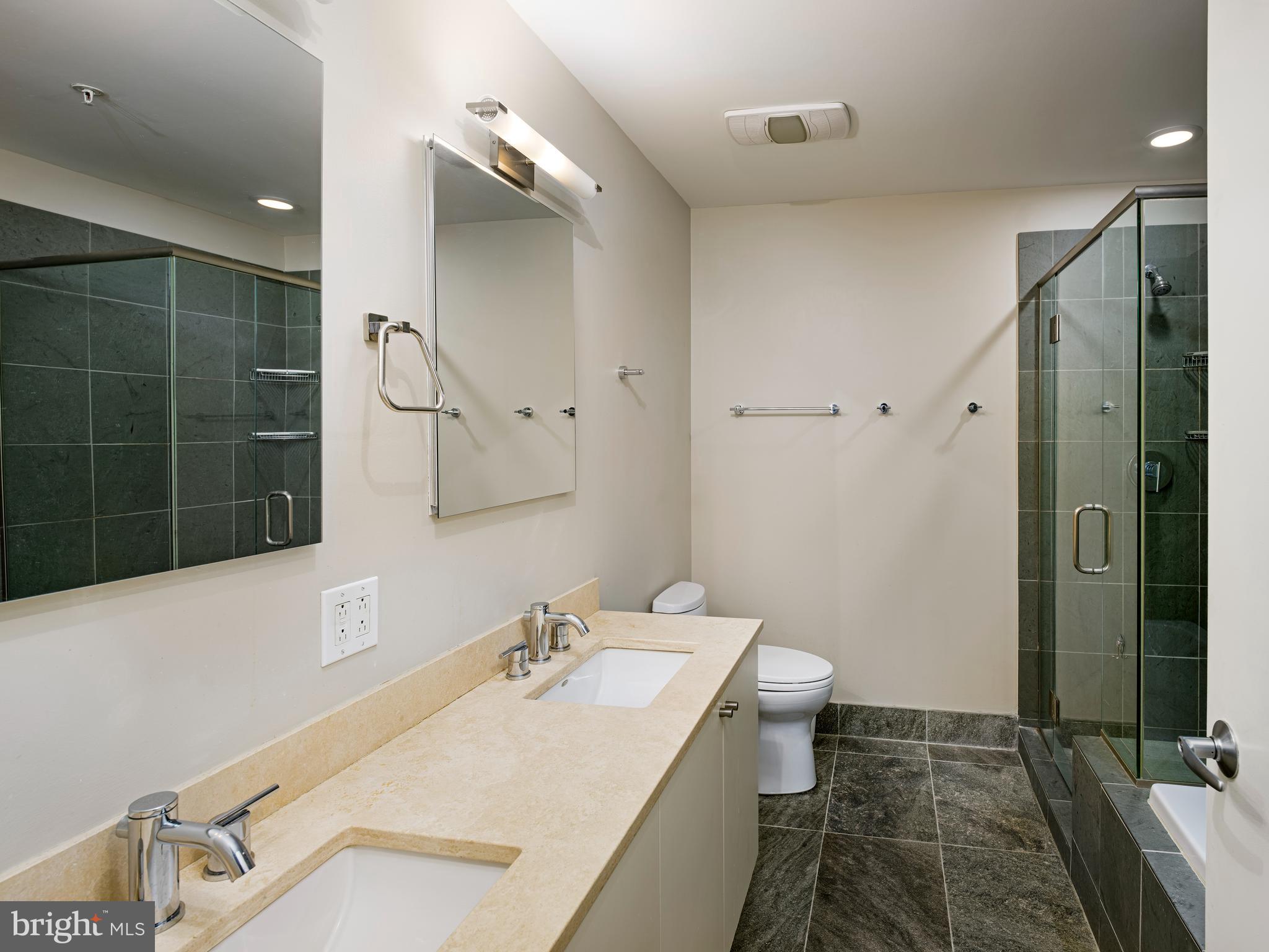 WASHINGTON SQ WEST - Residential