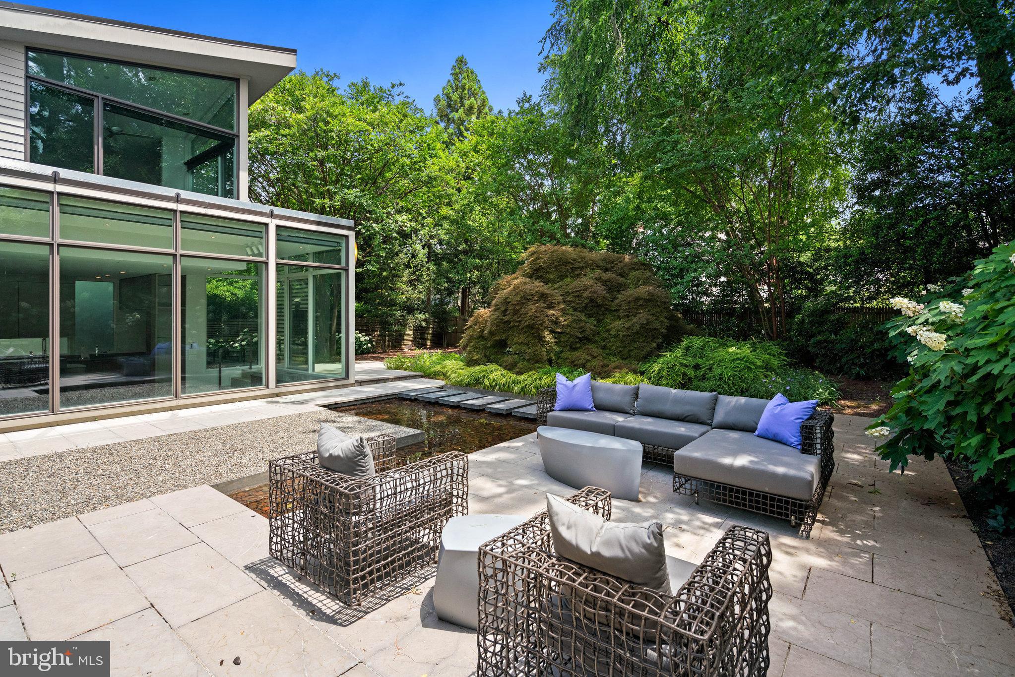CHEVY CHASE - Residential