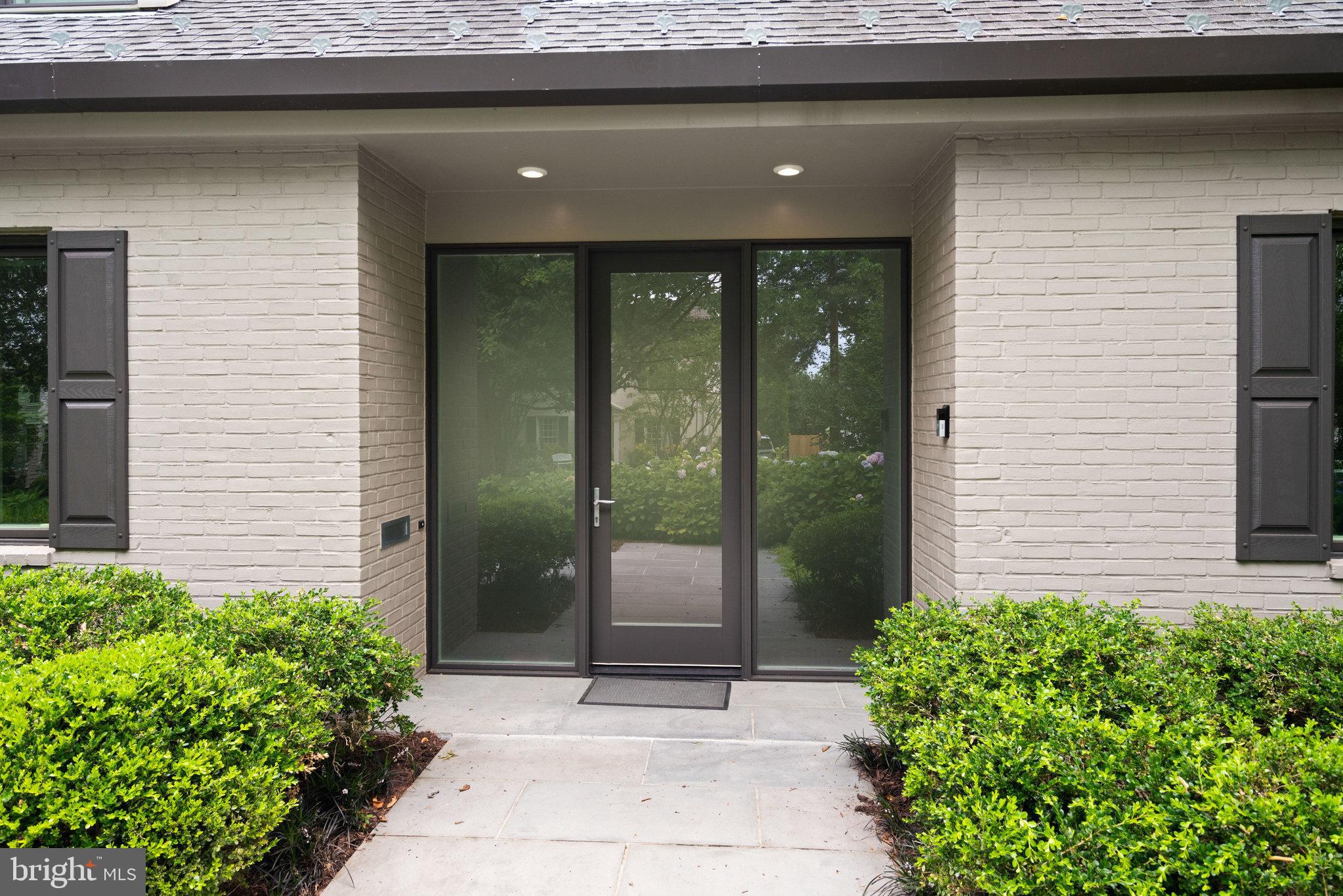 CHEVY CHASE - Residential