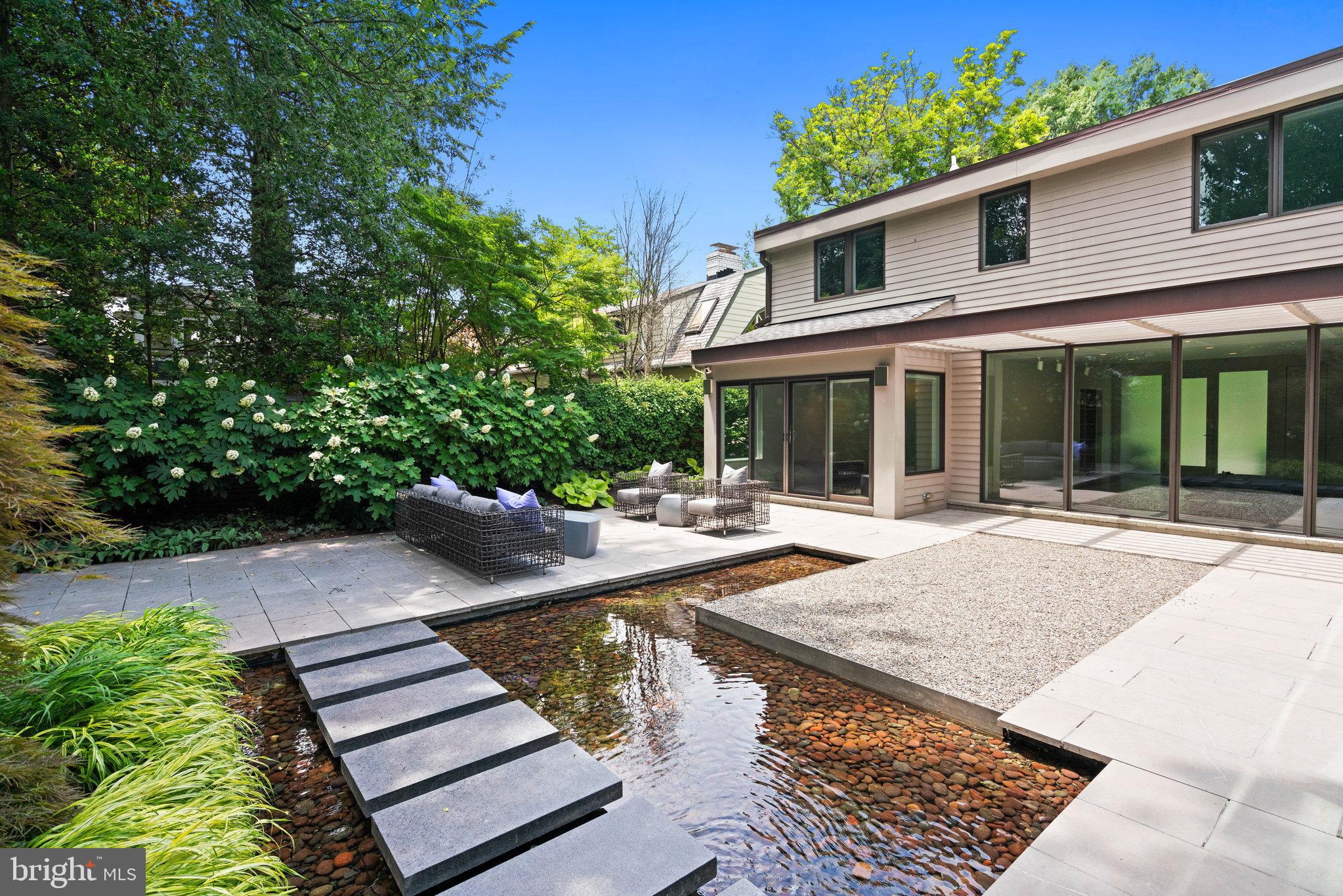 CHEVY CHASE - Residential