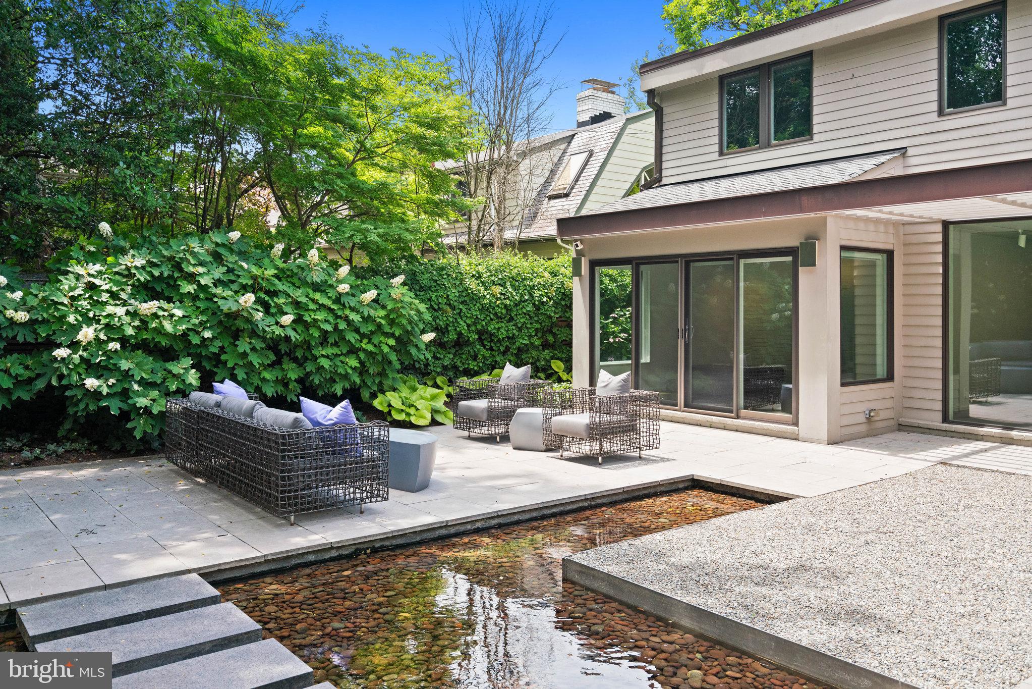 CHEVY CHASE - Residential