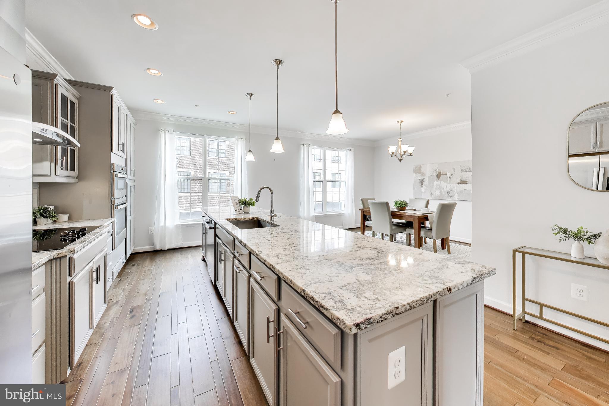 POTOMAC OVERLOOK - Residential