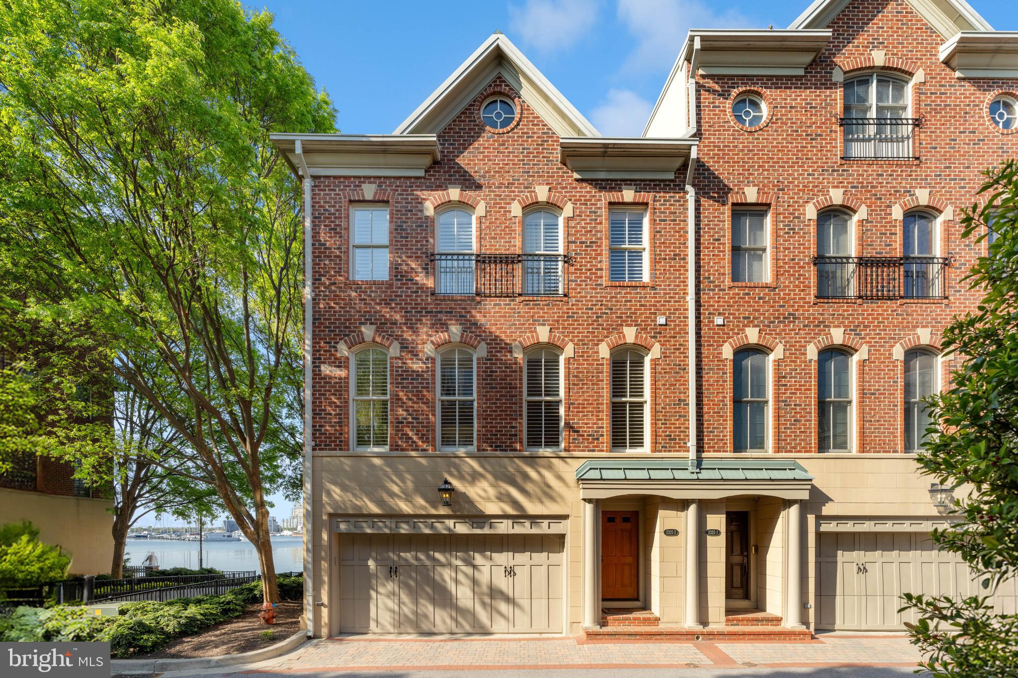 NORTH SHORE - Residential