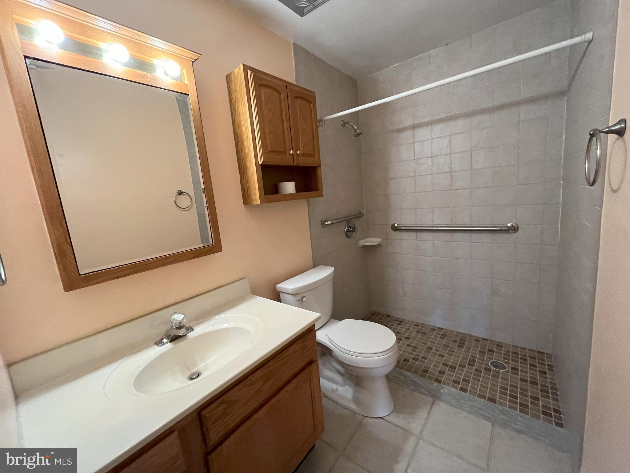 NESHAMINY VALLEY - Residential