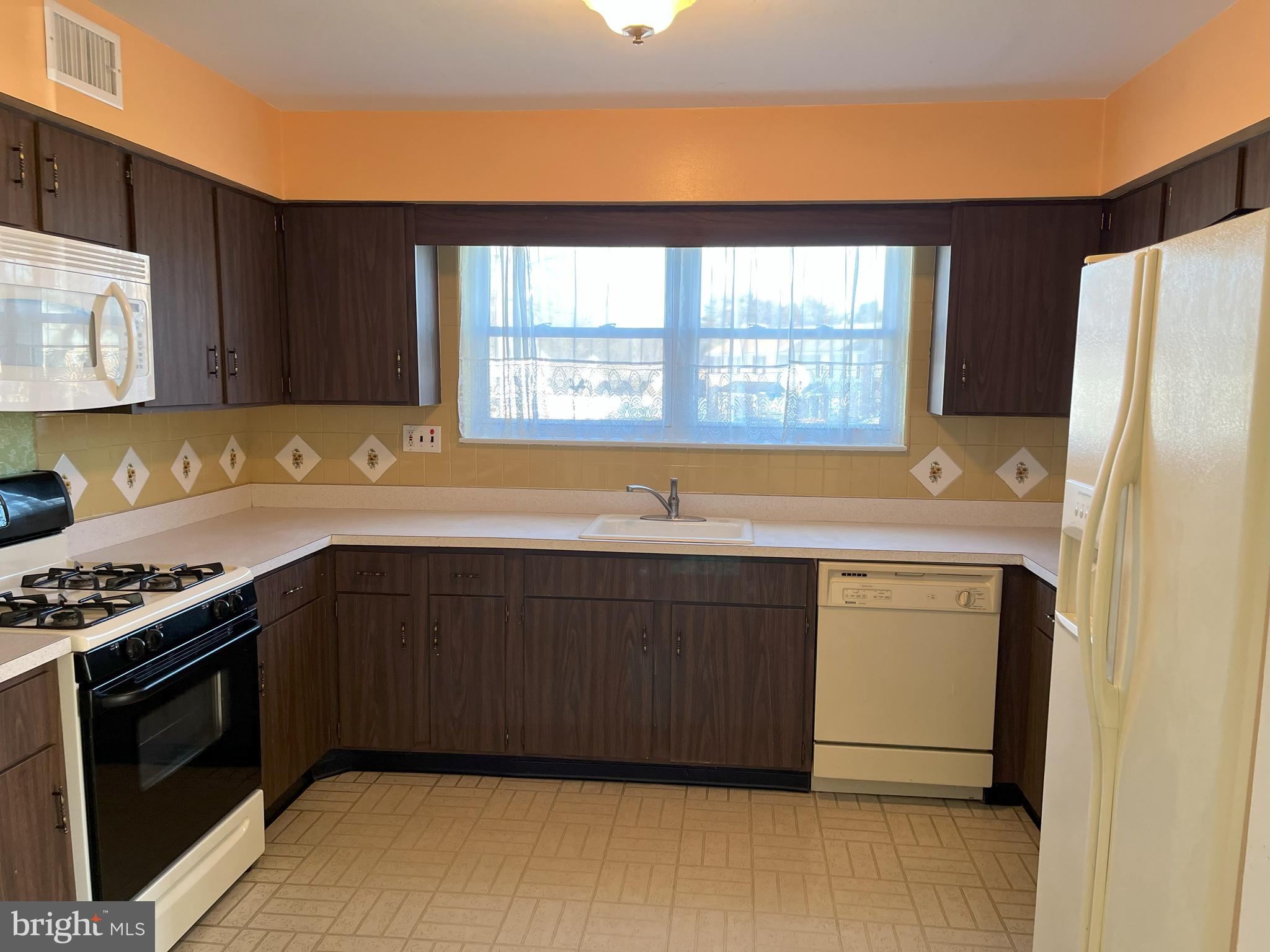 NESHAMINY VALLEY - Residential