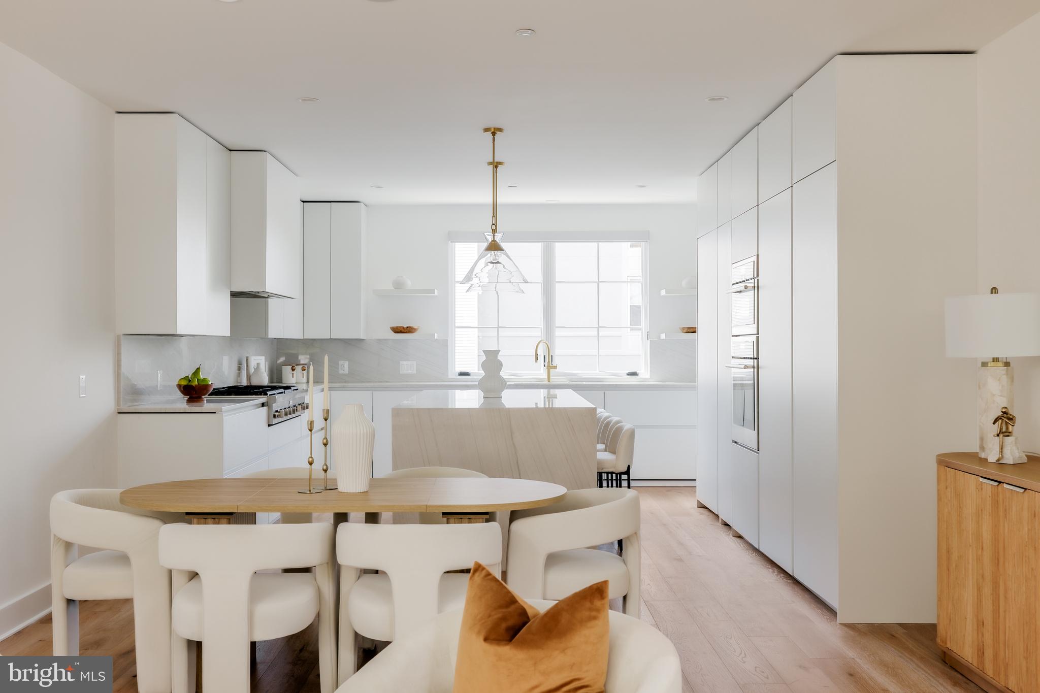 CHEVY CHASE - Residential