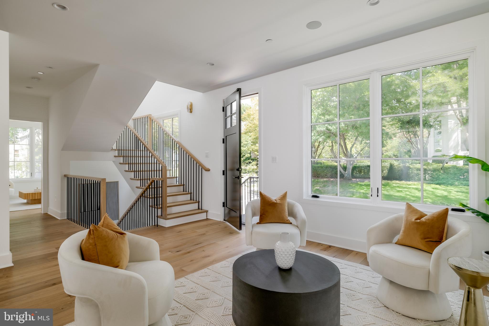 CHEVY CHASE - Residential