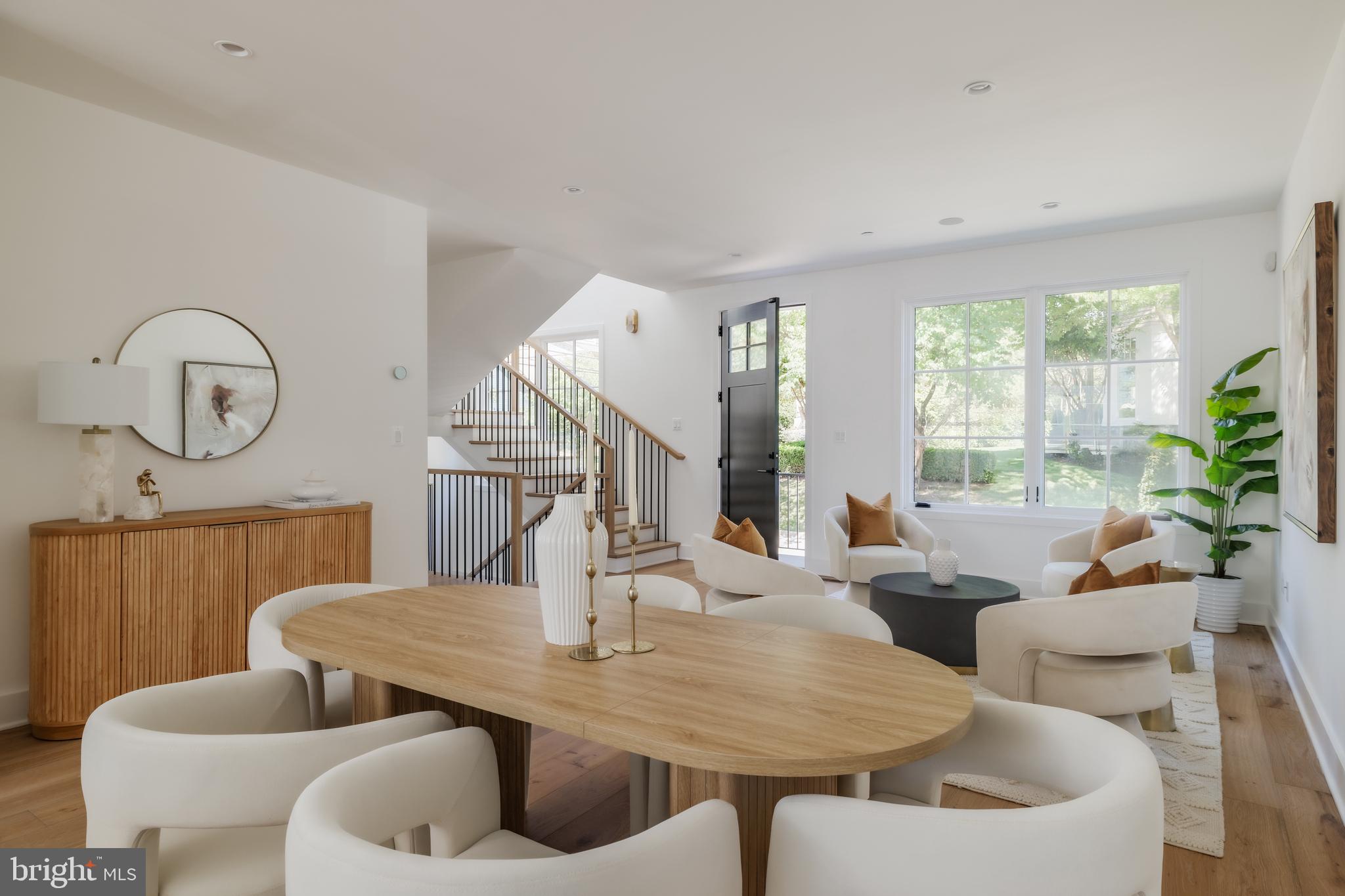 CHEVY CHASE - Residential
