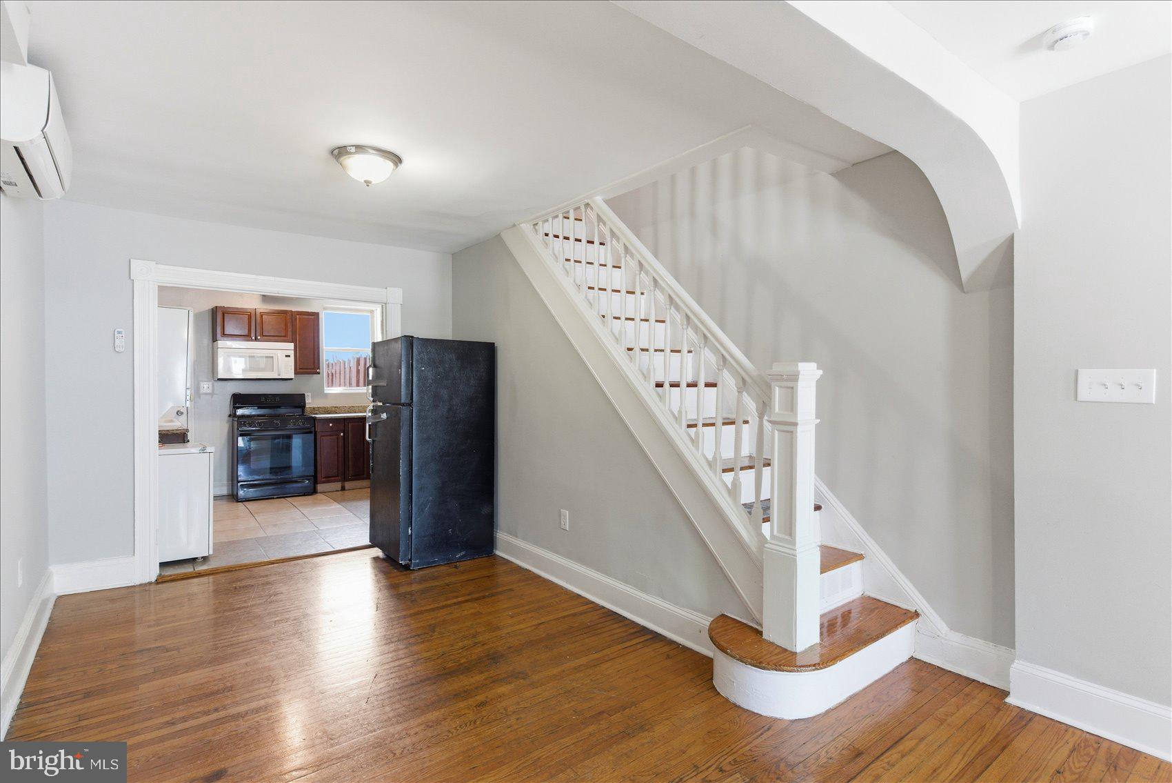WASHINGTON VILLAGE - Residential