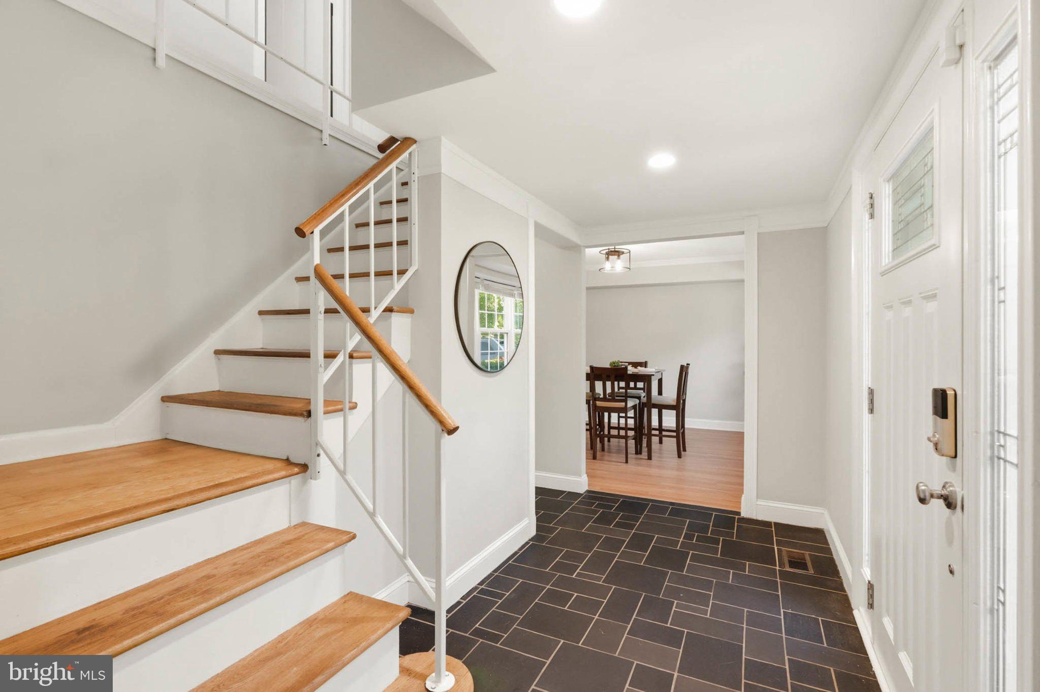 MONTPELIER - Residential