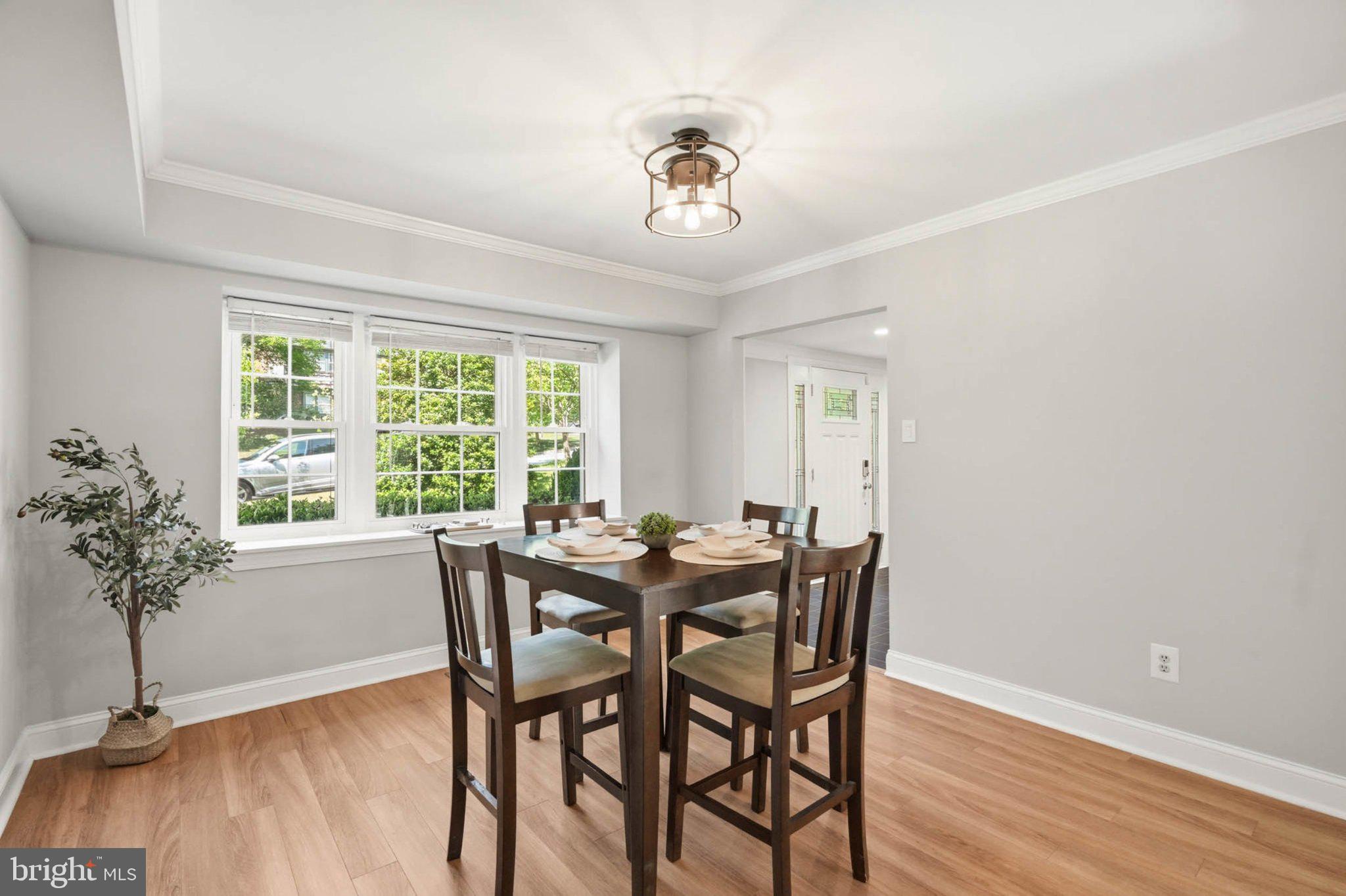 MONTPELIER - Residential
