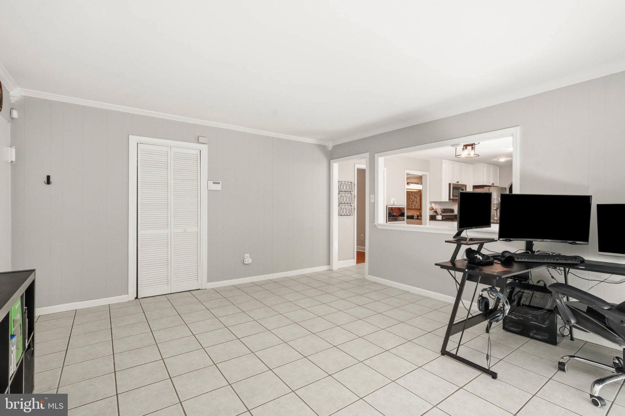 MONTPELIER - Residential