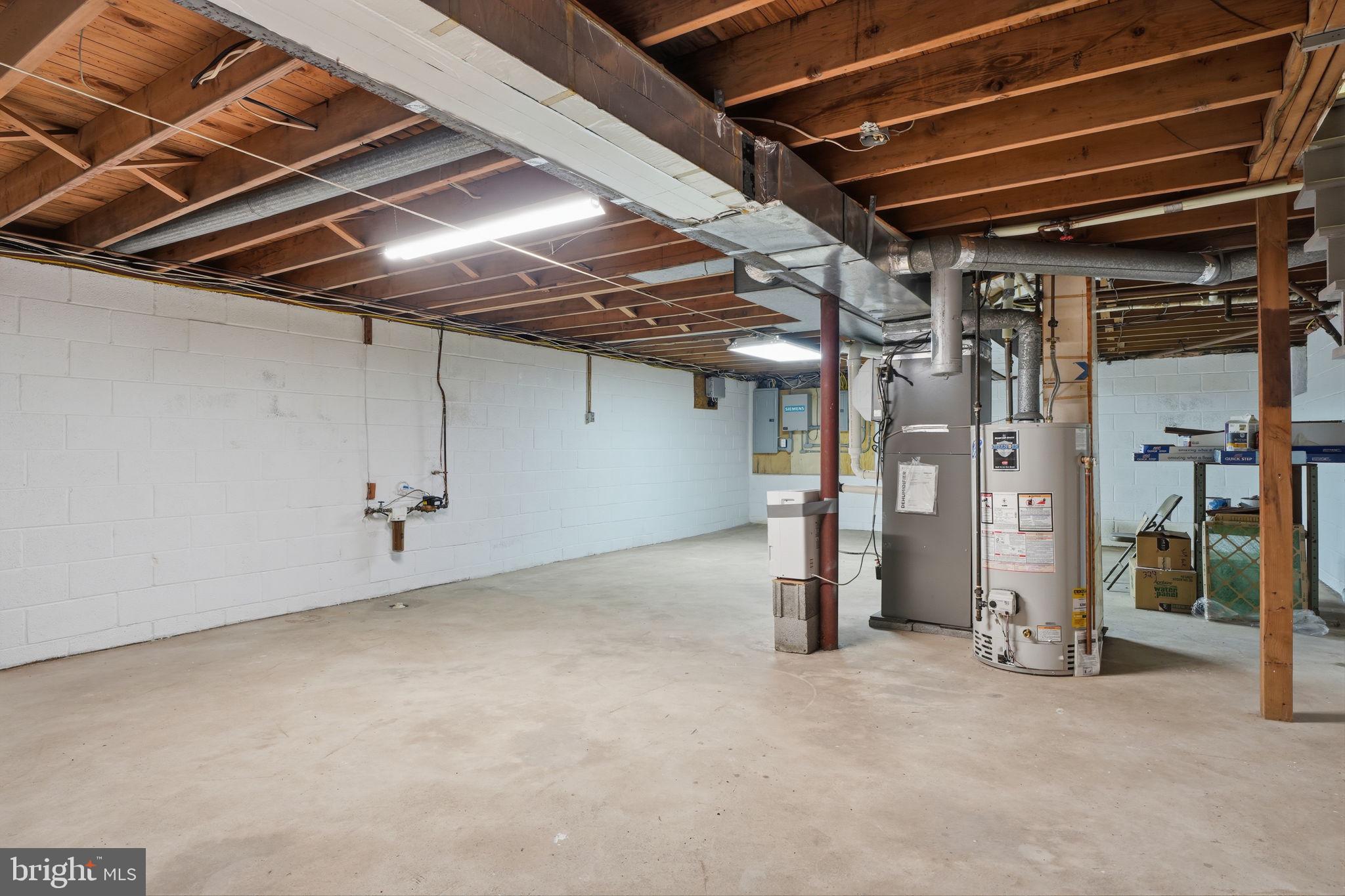 BROAD VIEW FARMS - Residential