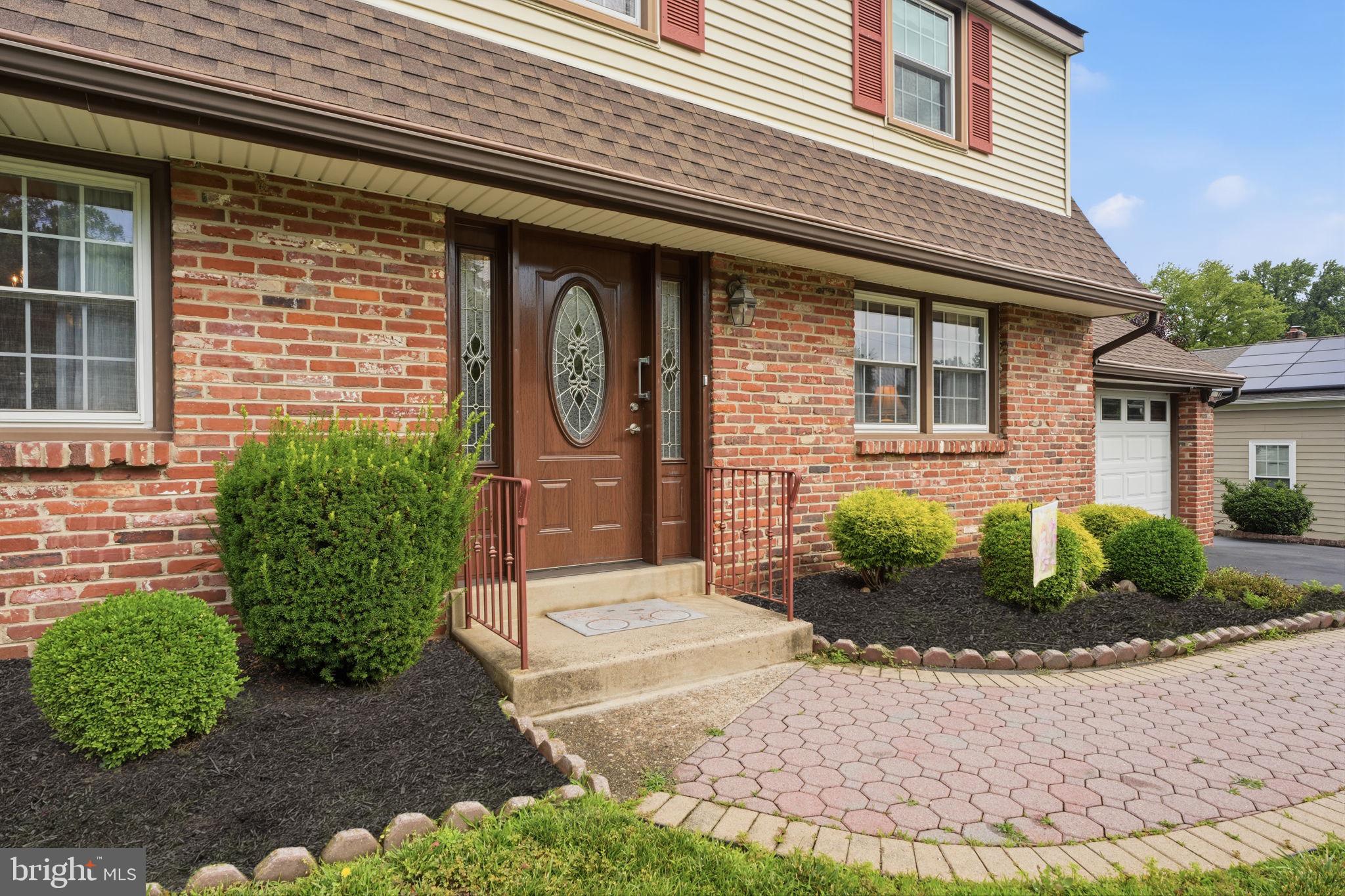 BROAD VIEW FARMS - Residential