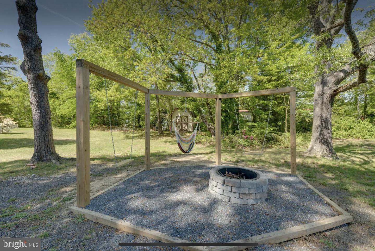 LEVERINGS - Residential
