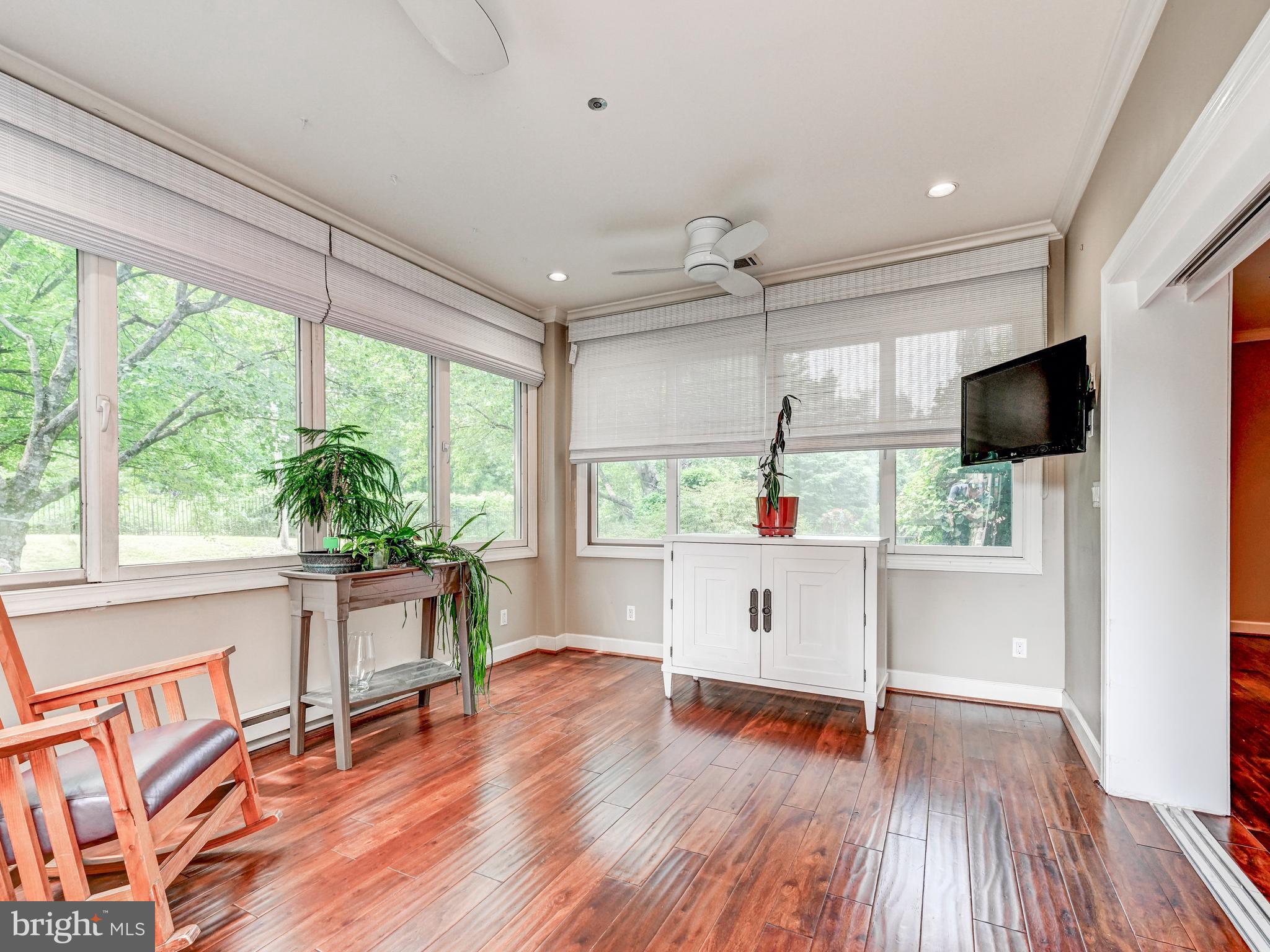LUTHERVILLE - Residential