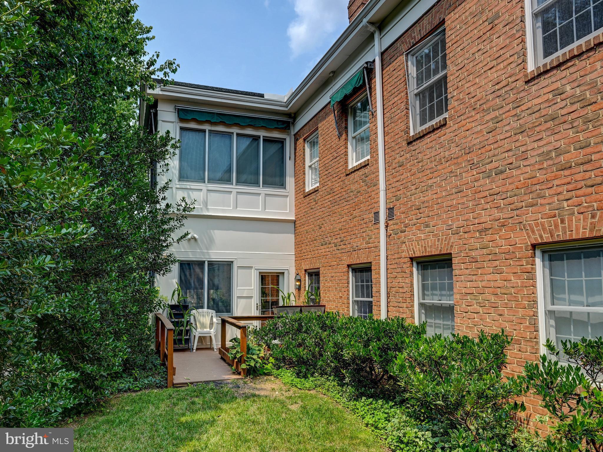 LUTHERVILLE - Residential