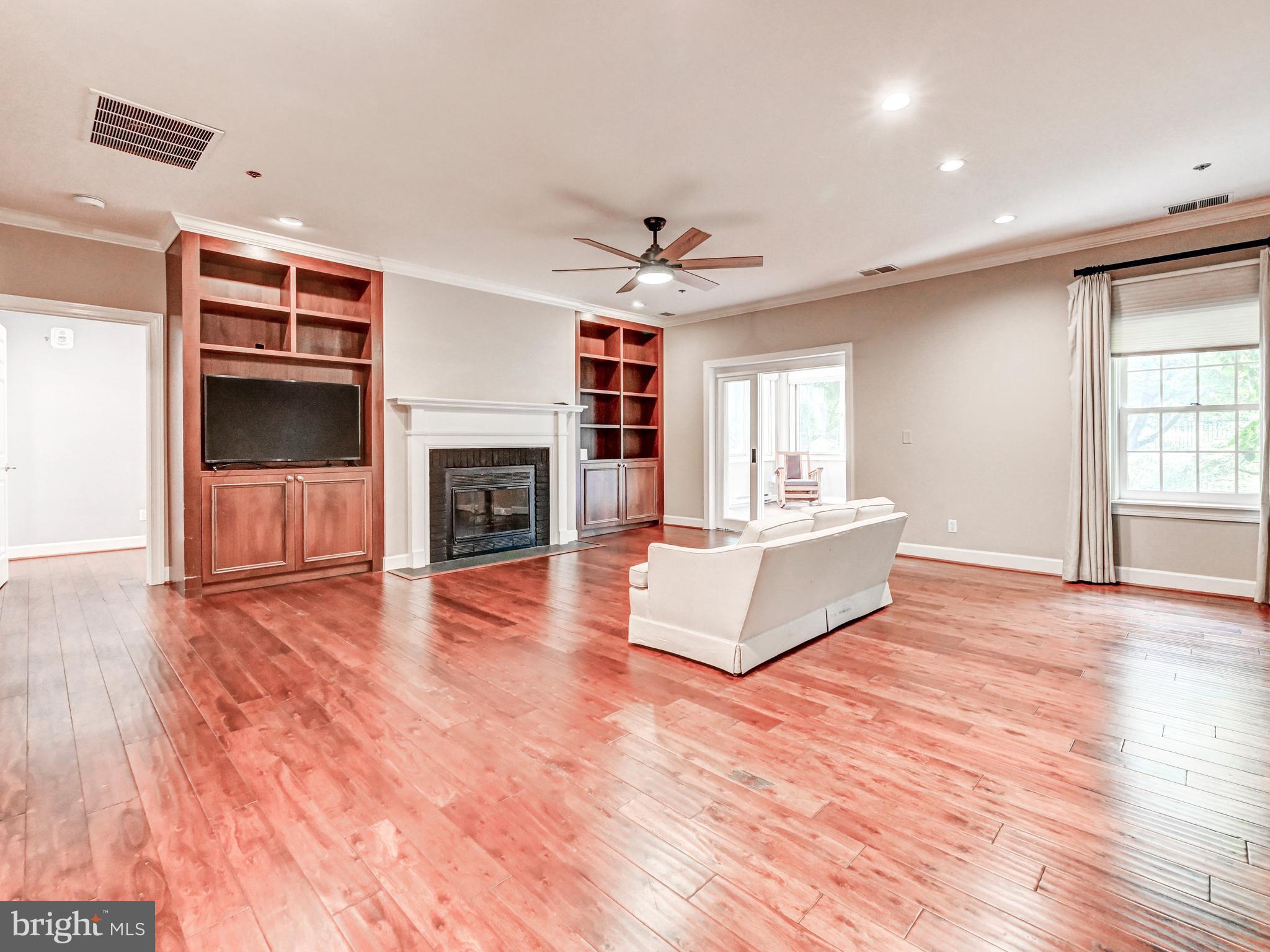 LUTHERVILLE - Residential