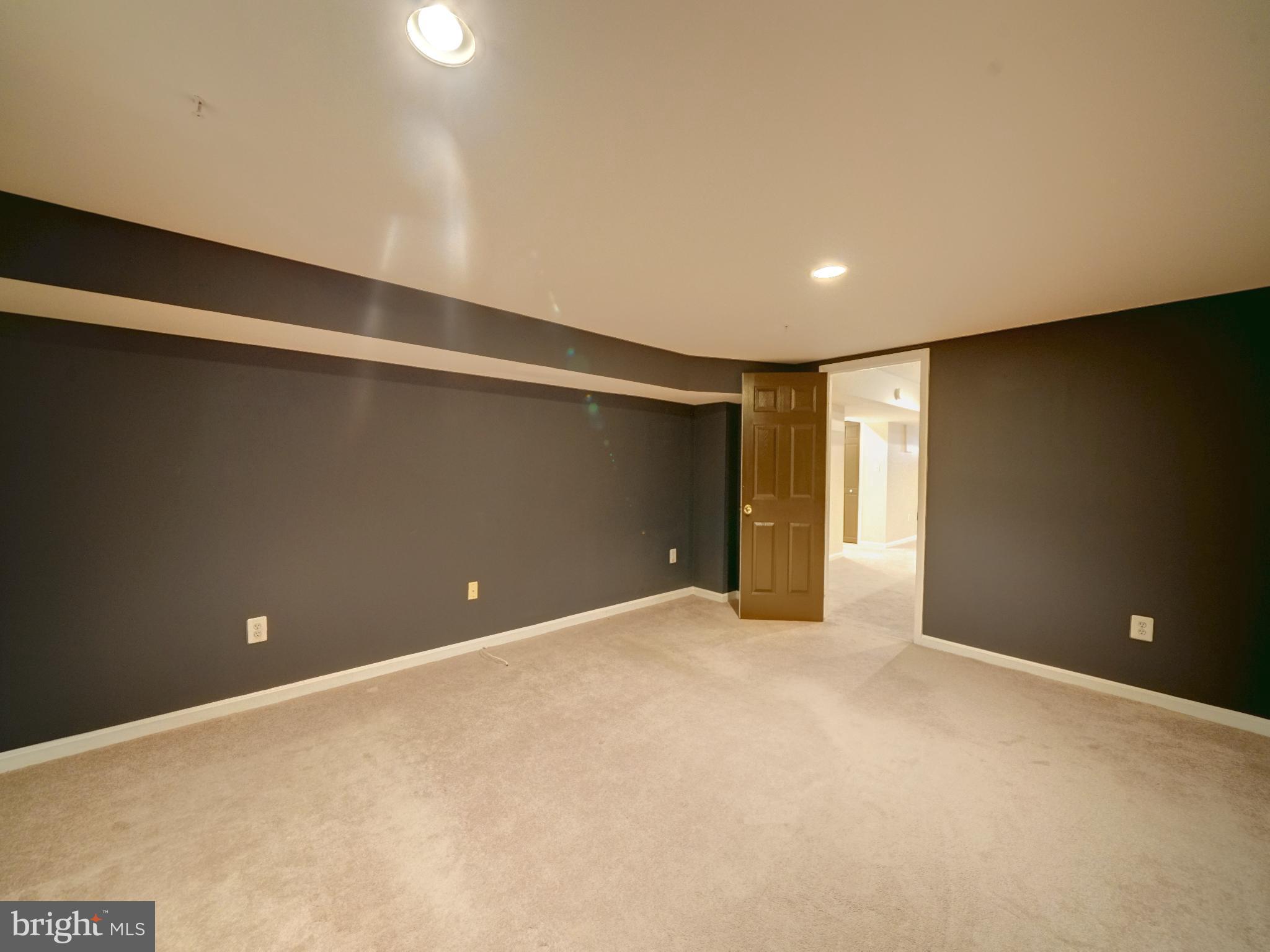 LAKEVIEW - Residential