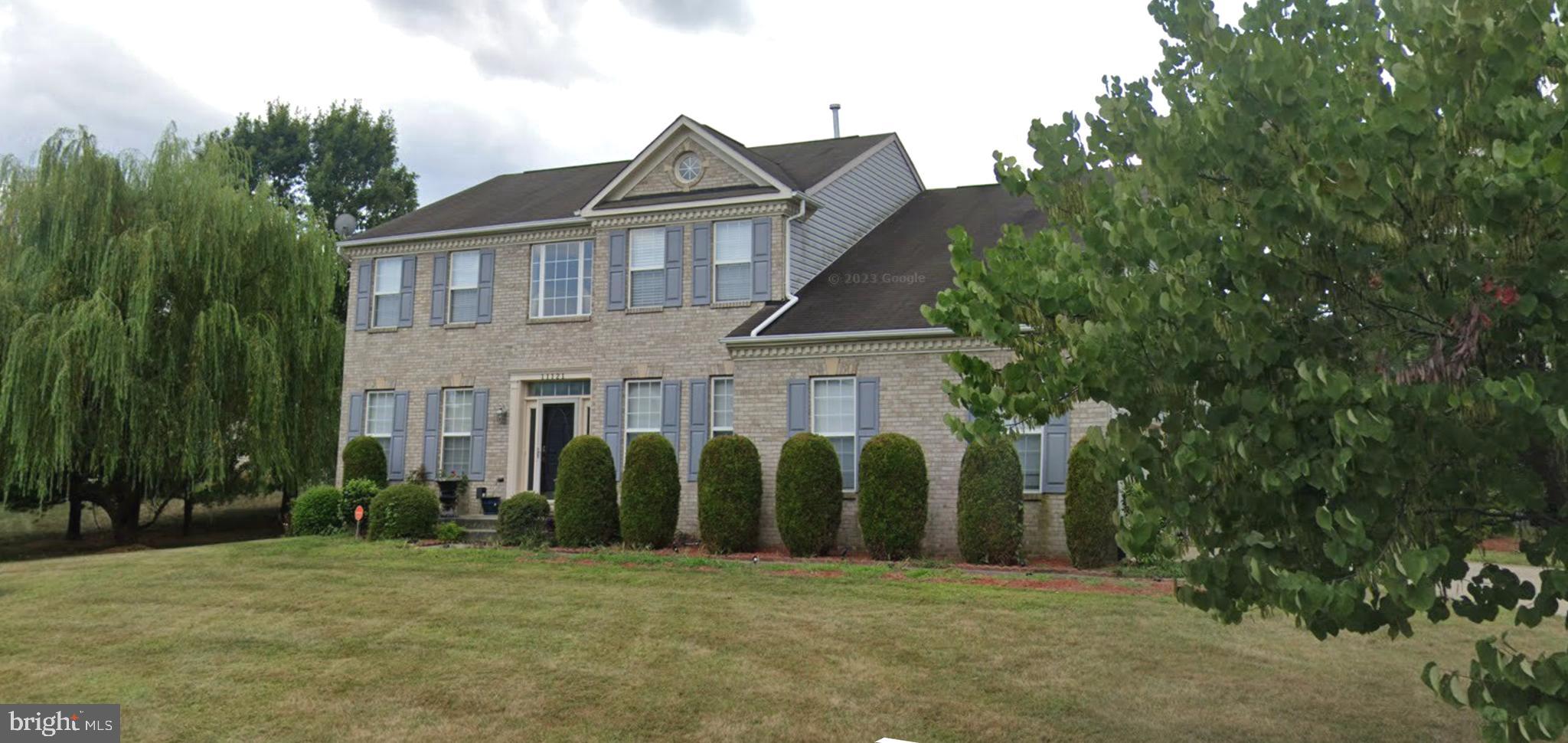 LAKEVIEW - Residential