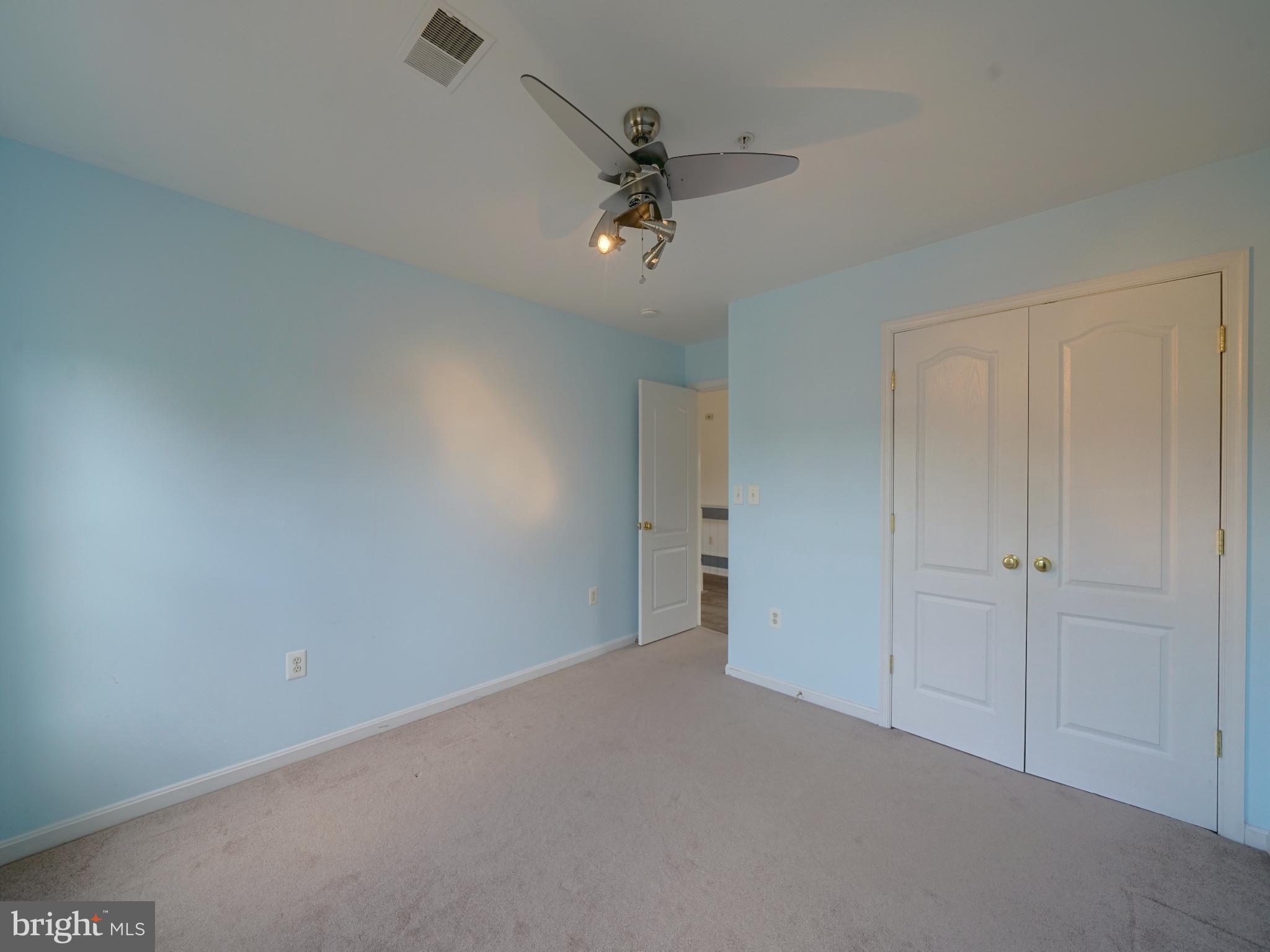 LAKEVIEW - Residential