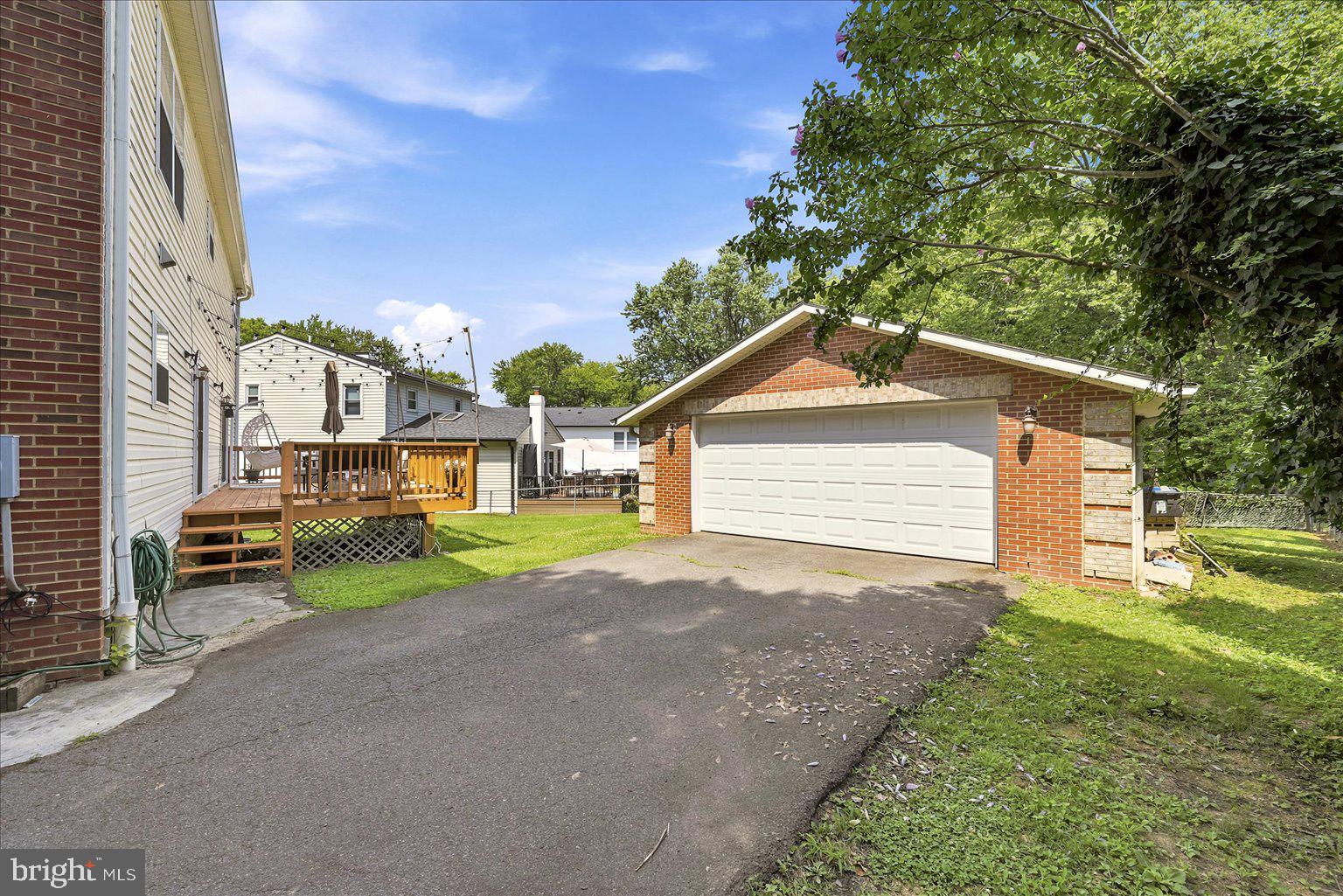 HALEMHURST - Residential