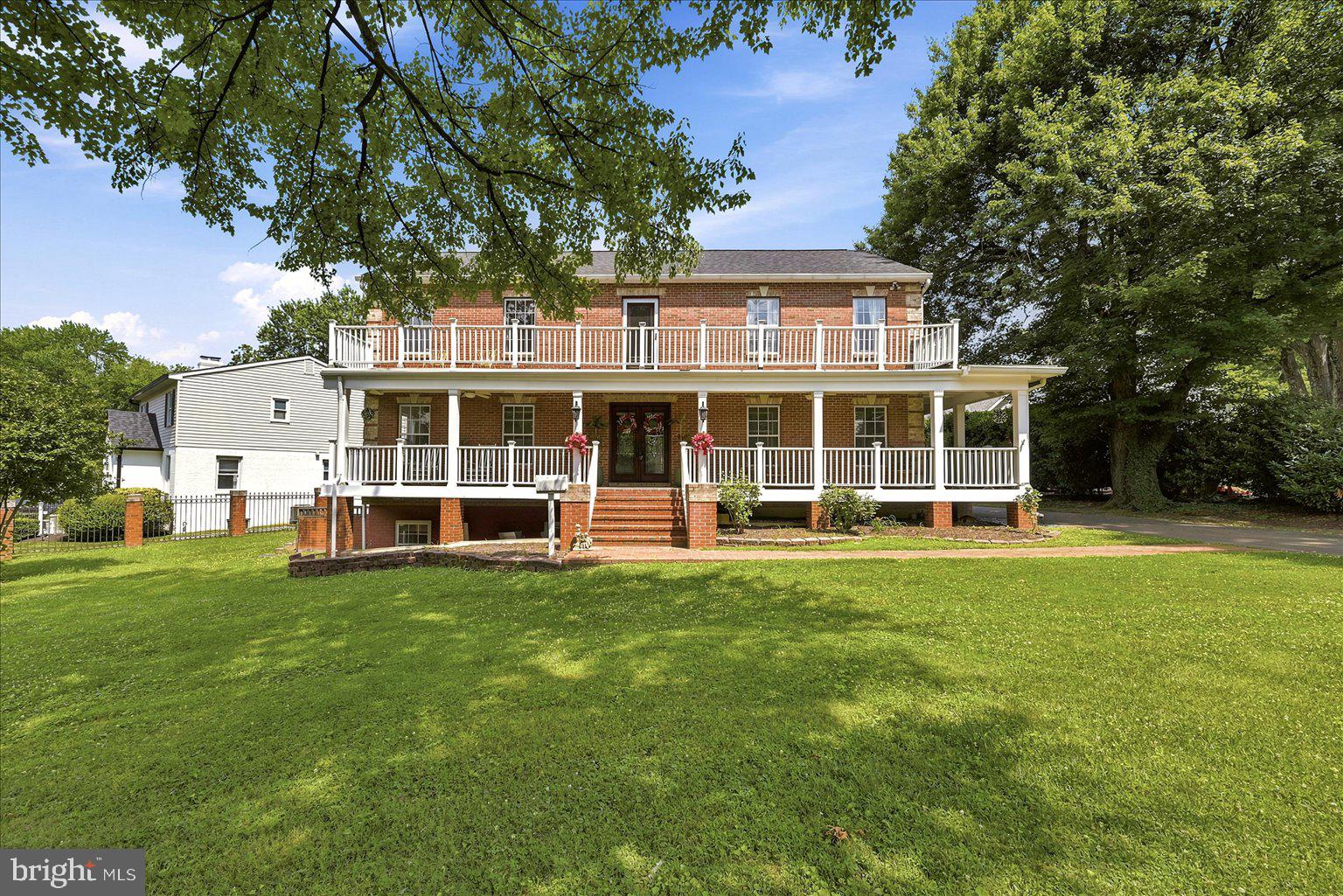 HALEMHURST - Residential