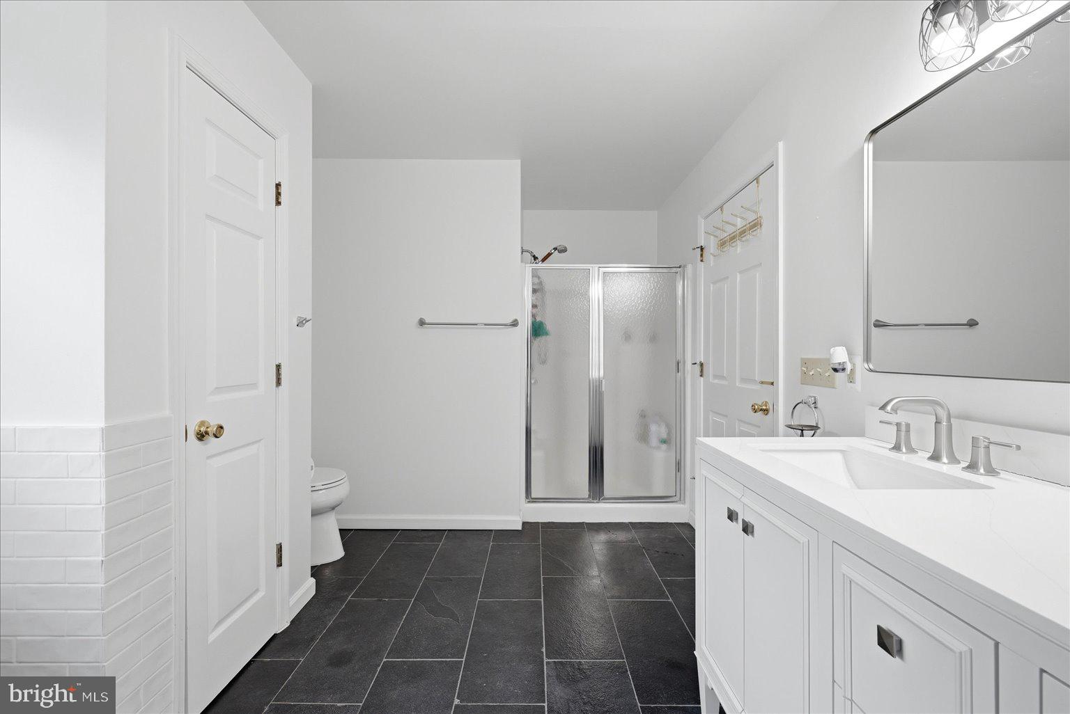 HALEMHURST - Residential