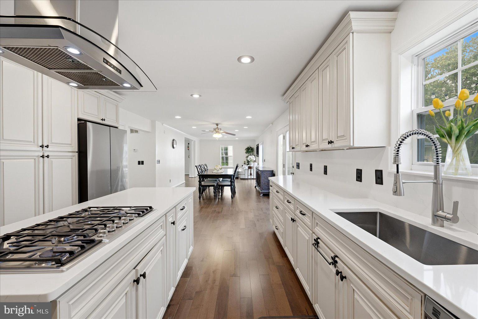 HALEMHURST - Residential