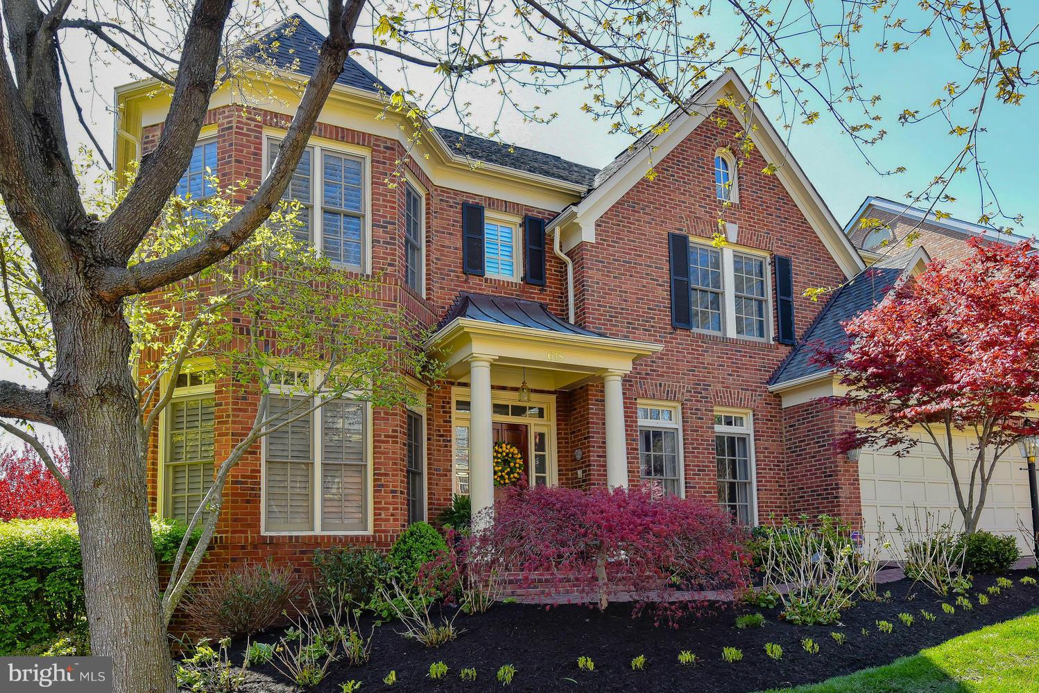 Luxury in the city! Gorgeous 5BR/4.5BA Colonial w/ soaring ceilings, Palladian windows & unique architectural charms. FR off the updated KIT w/ granite counters & SS apps. Stunning owner's suite w/ private bath & sitting room. Fin. LL w/ large rec room, media room, BR & full bath- great Au Pair space! Wonderful outdoor space for entertaining w/ deck & brick patio. Located near Old Town & Metro.