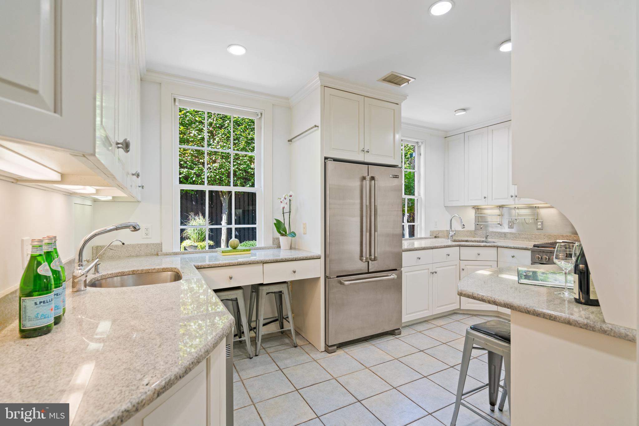 GEORGETOWN - Residential