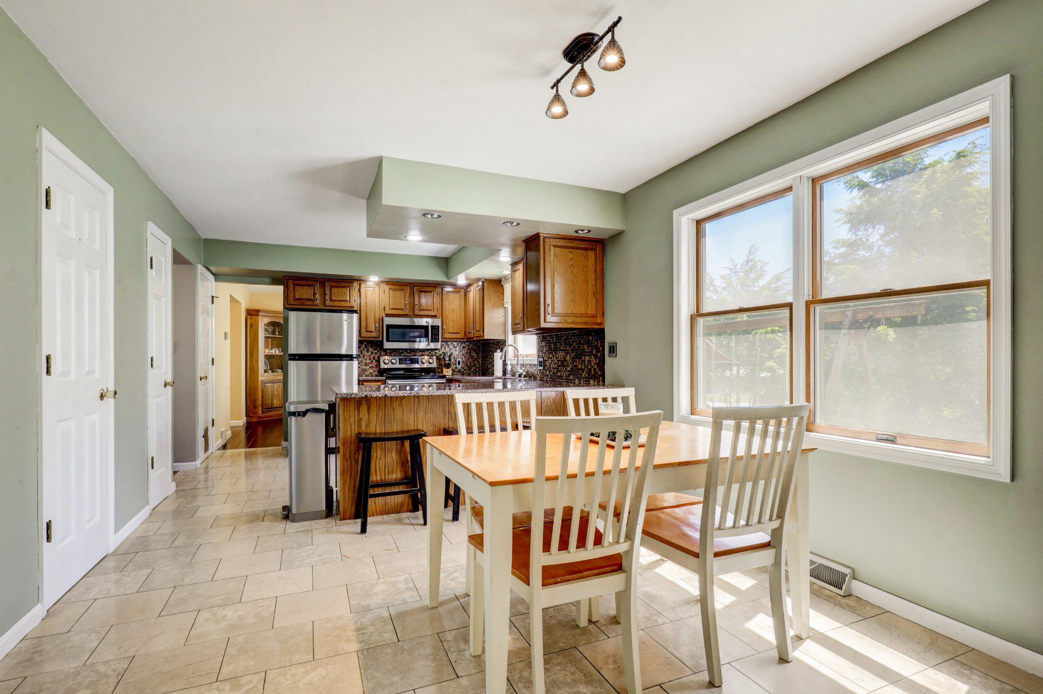 MEADOW BROOK ESTATES - Residential