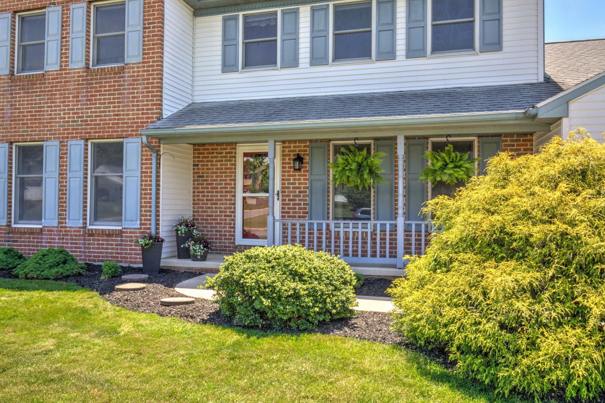 MEADOW BROOK ESTATES - Residential