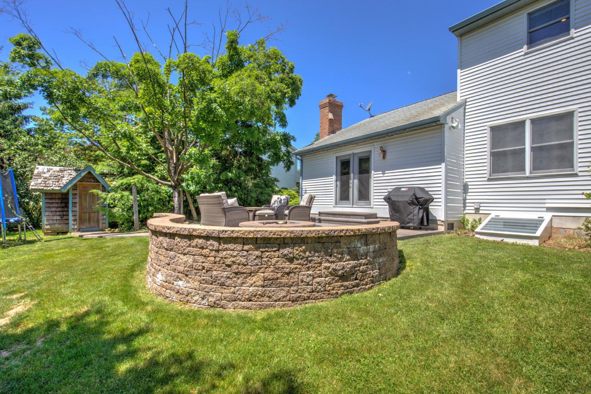 MEADOW BROOK ESTATES - Residential