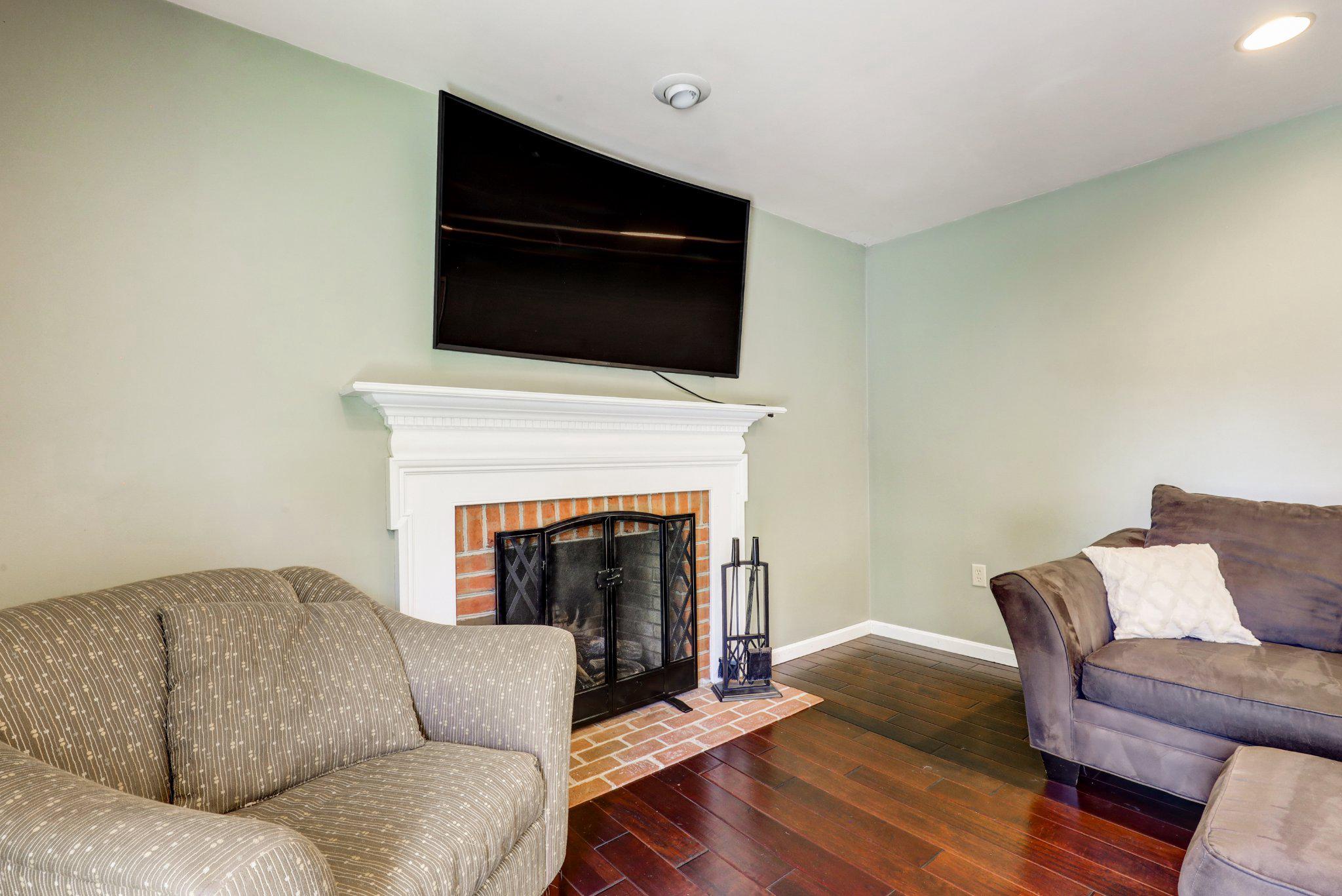 MEADOW BROOK ESTATES - Residential