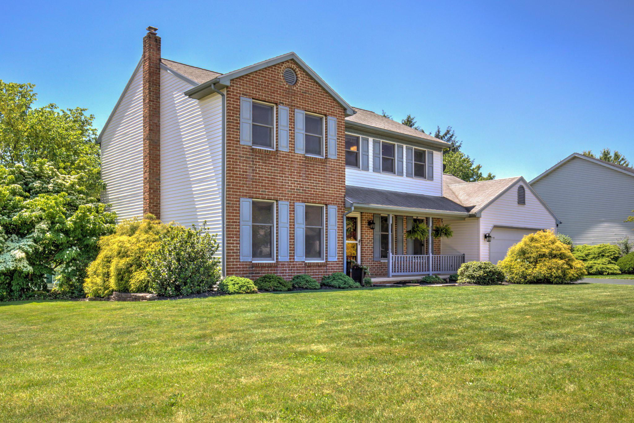 MEADOW BROOK ESTATES - Residential