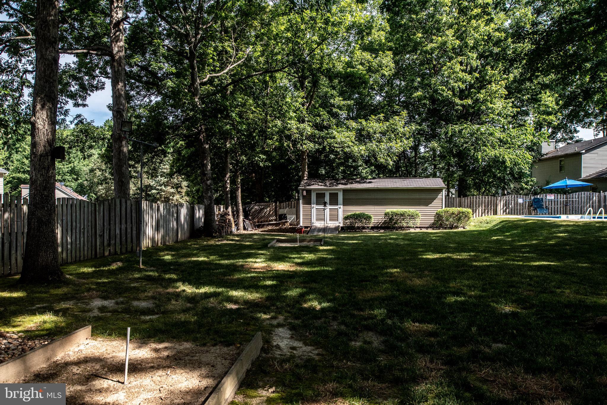 LEAVELLS CROSSING - Residential