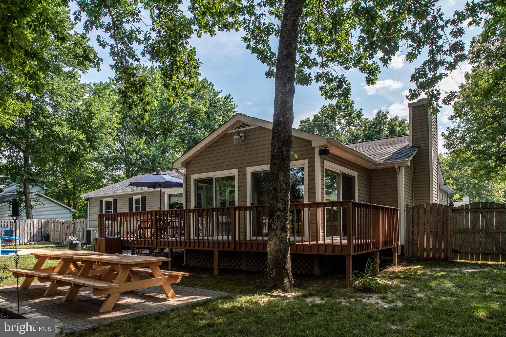 LEAVELLS CROSSING - Residential