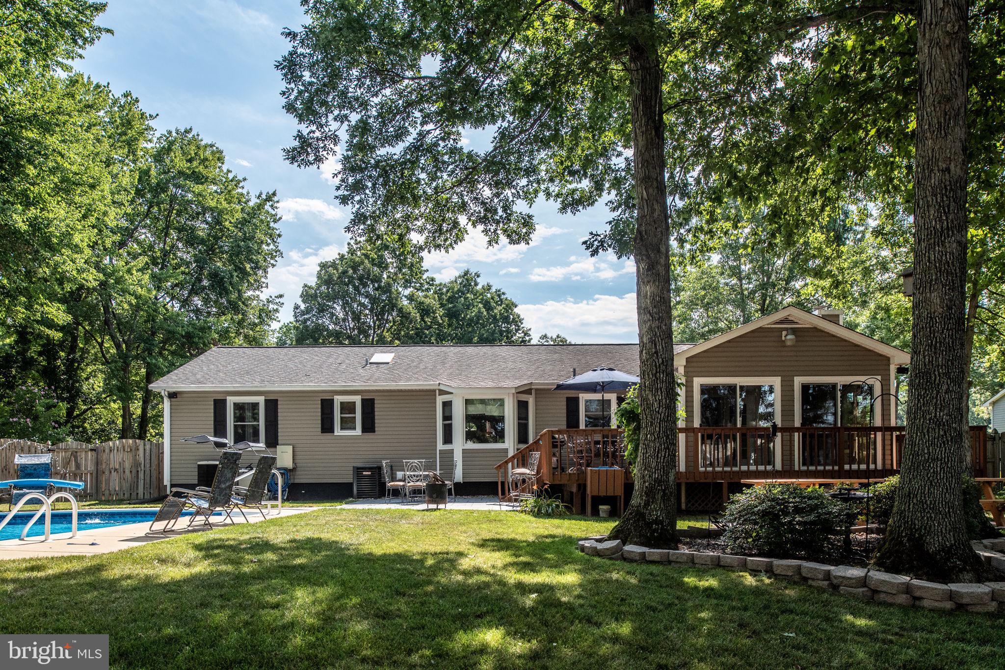 LEAVELLS CROSSING - Residential