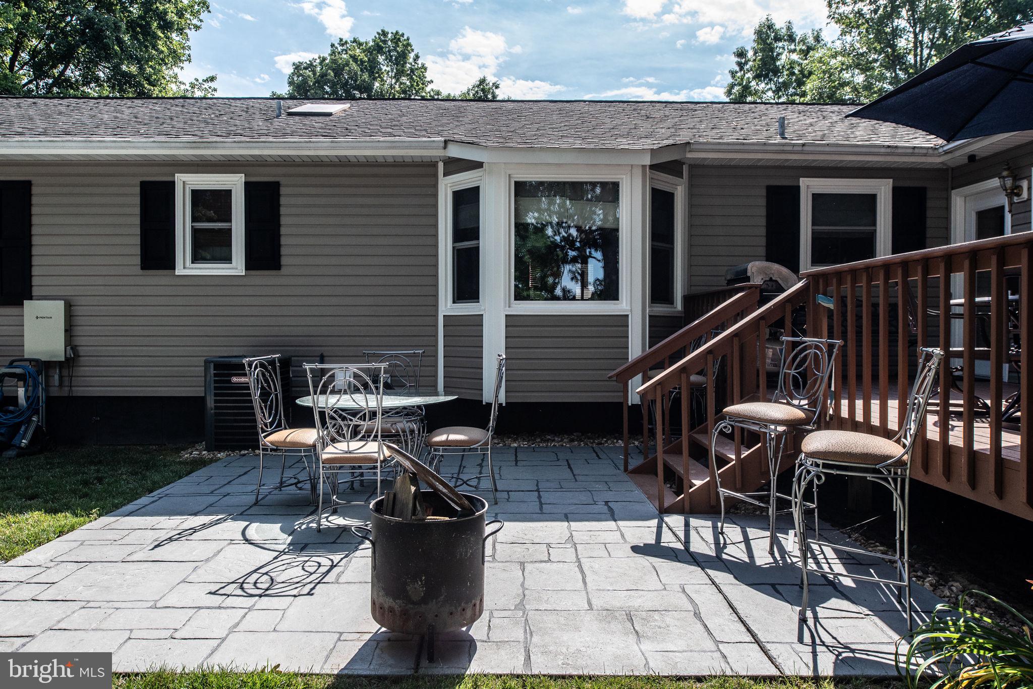 LEAVELLS CROSSING - Residential