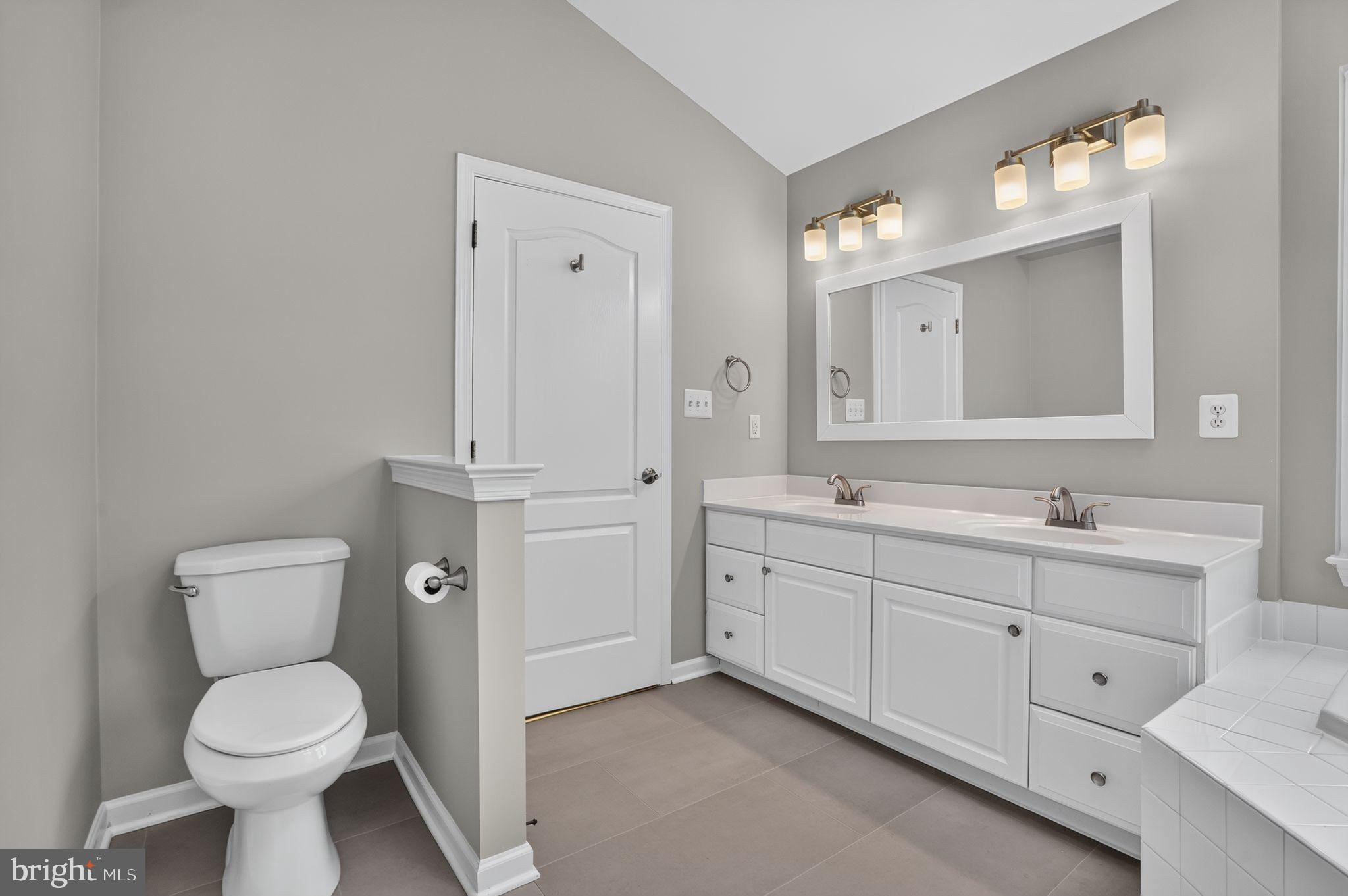 SOUTH RIDING - Residential