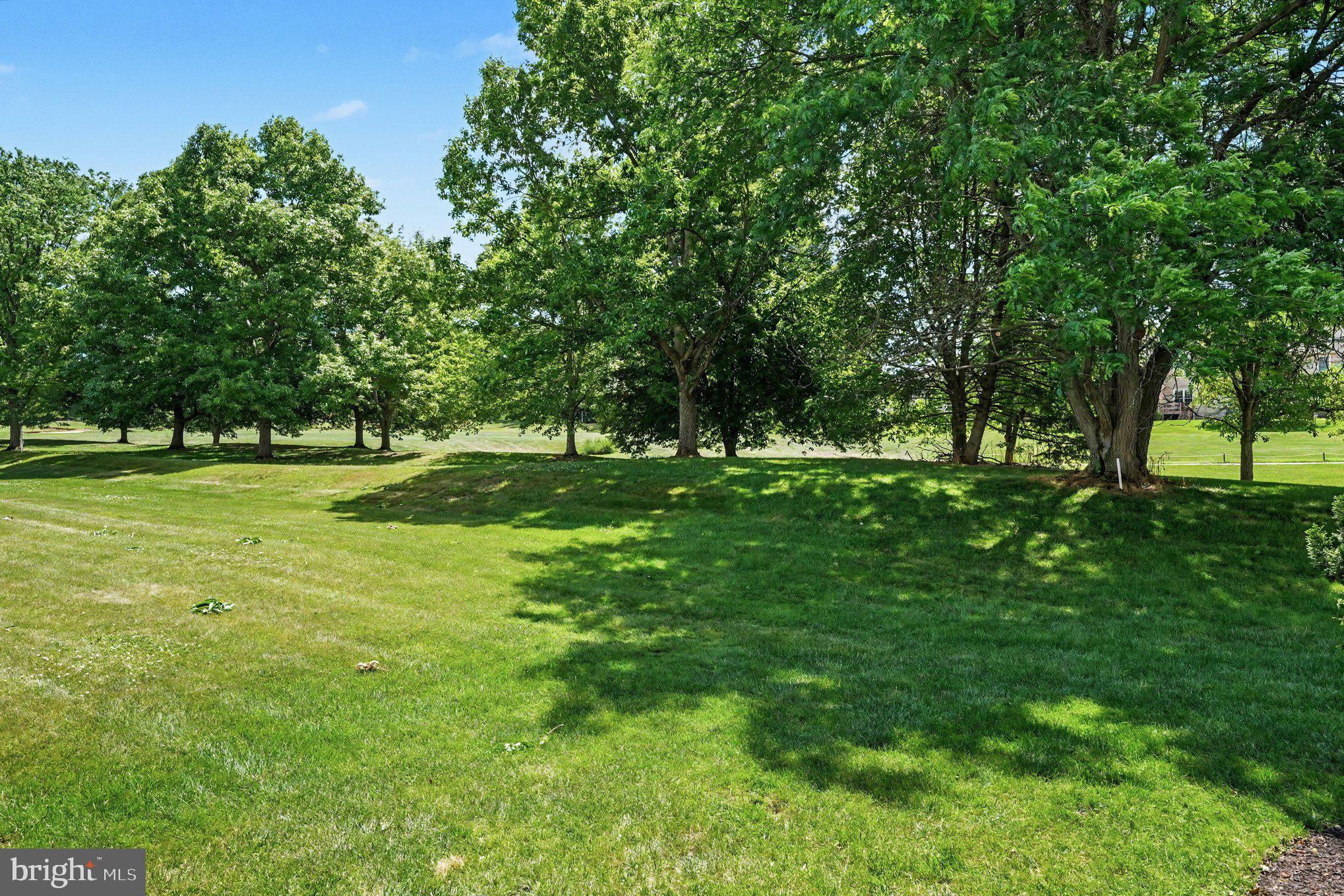 PINE CREST - Residential