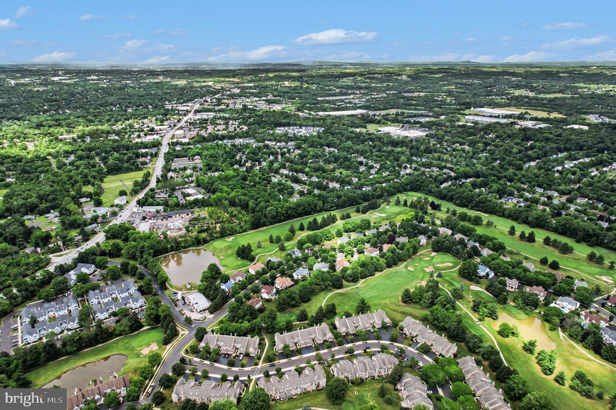 PINE CREST - Residential